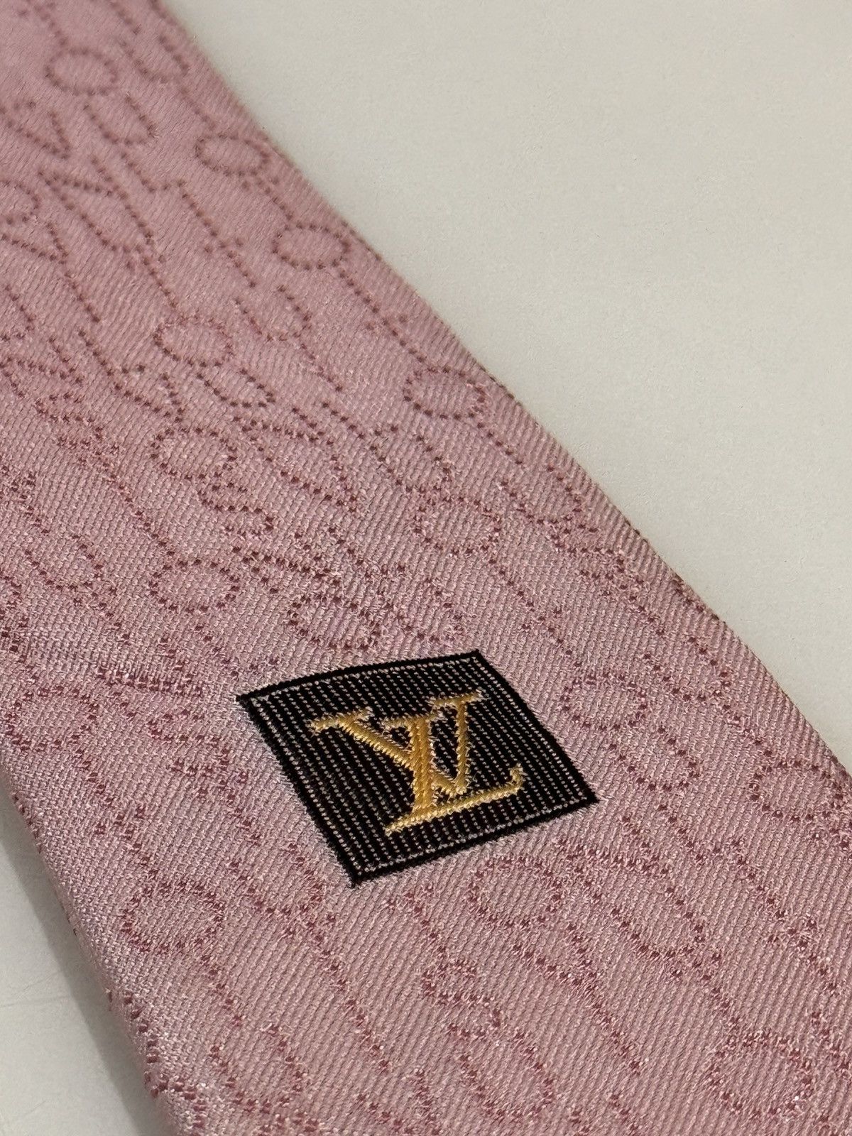 Louis Vuitton Louis Vuitton Neck Tie Spell Out Size ONE SIZE - 1 Thumbnail