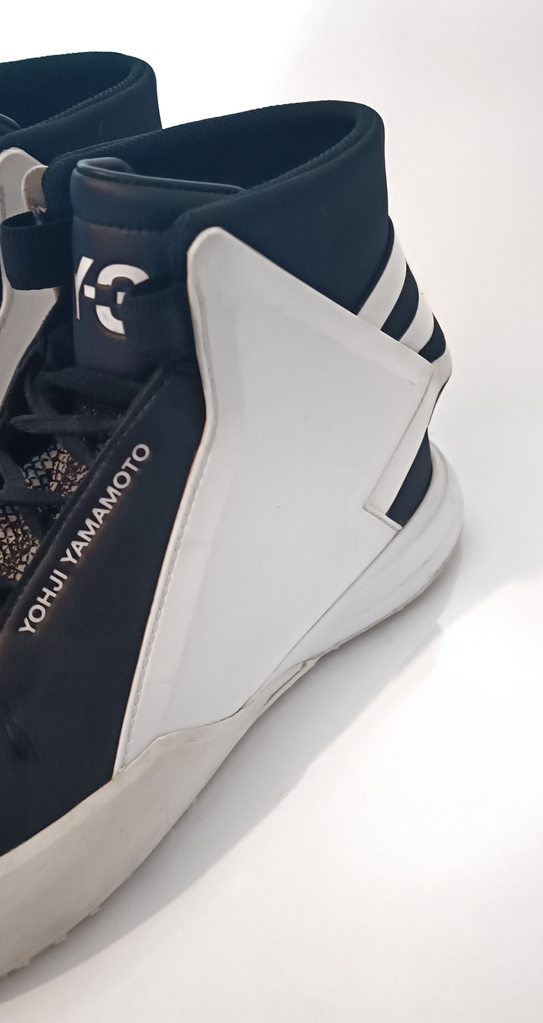 Adidas × Y-3 Y-3 BBALL TECH (2017) CG3146 Size US 9.5 / EU 42-43 - 12 Thumbnail