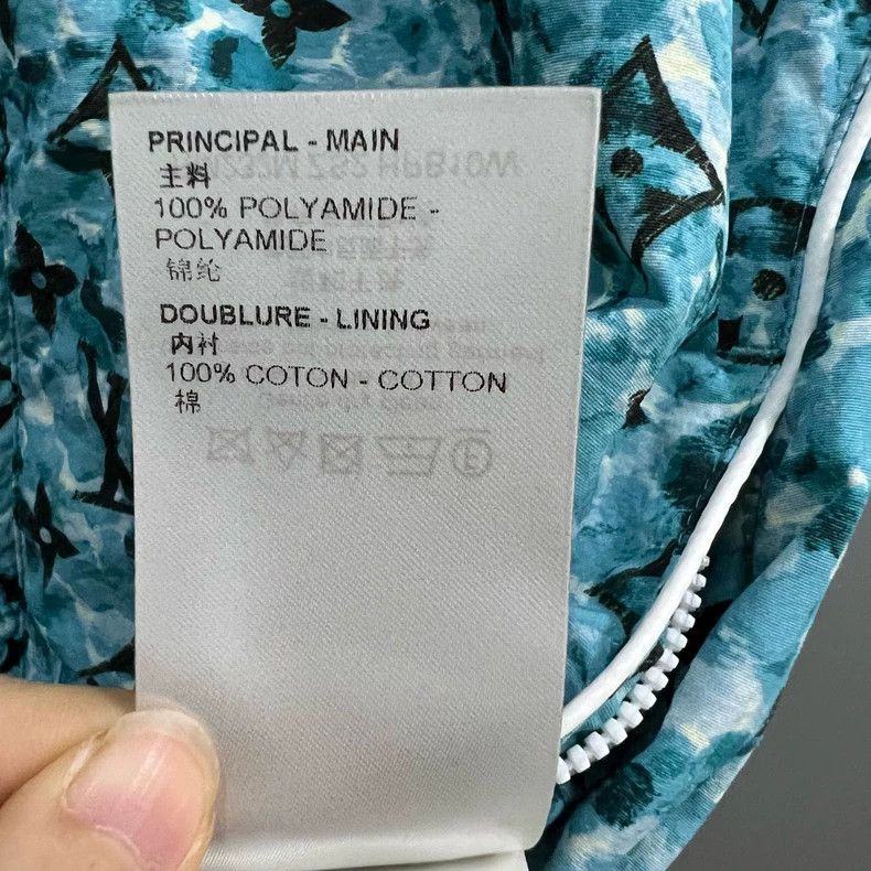 Louis Vuitton Louis Vuitton Blue hooded jacket with full logo jacket 2501 Size US S / EU 44-46 / 1 - 3 Thumbnail