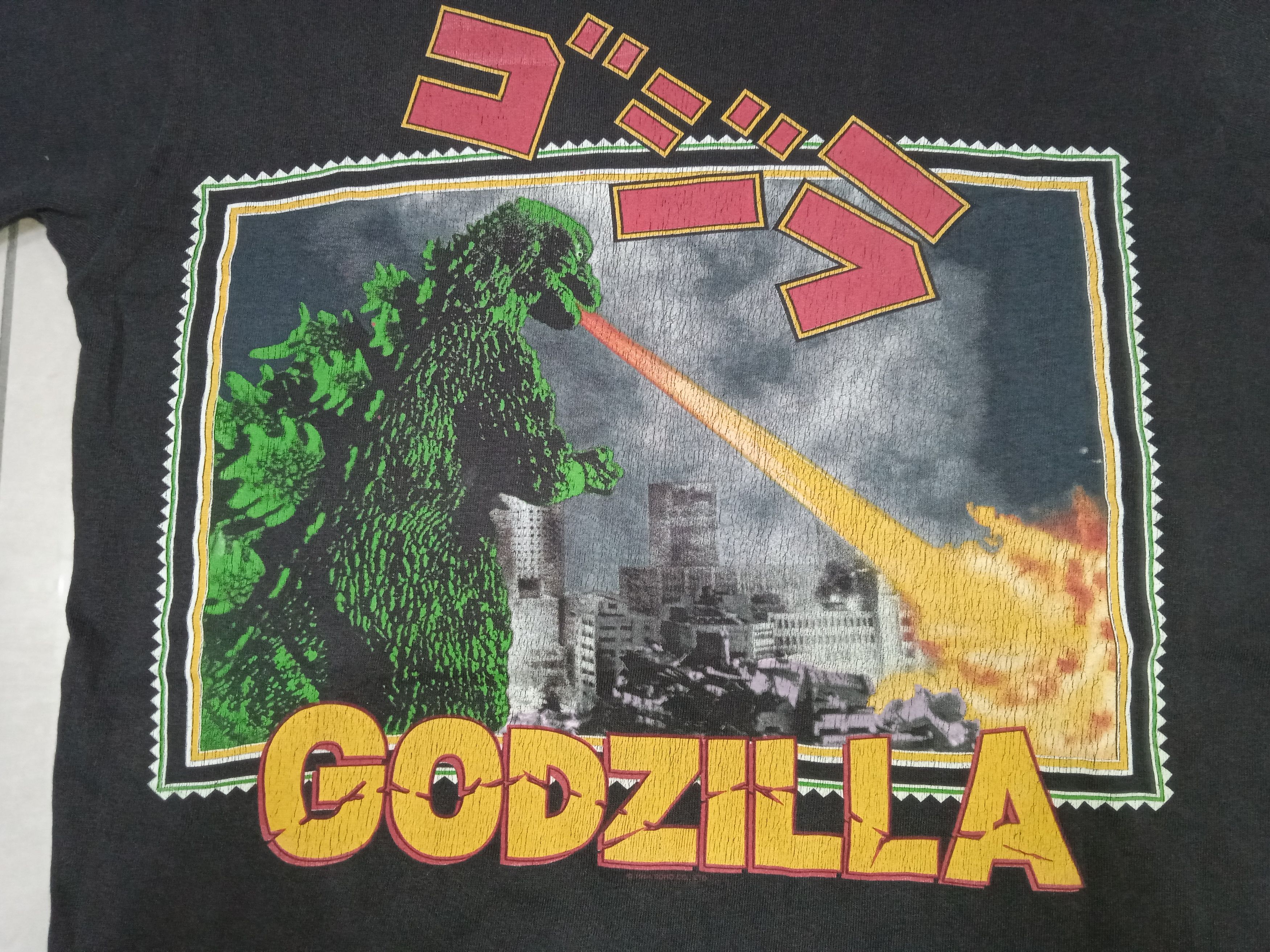 Vintage Vintage Single Stitch Godzilla 90s T Shirt Aliens Cronies Size US S / EU 44-46 / 1 - 3 Thumbnail