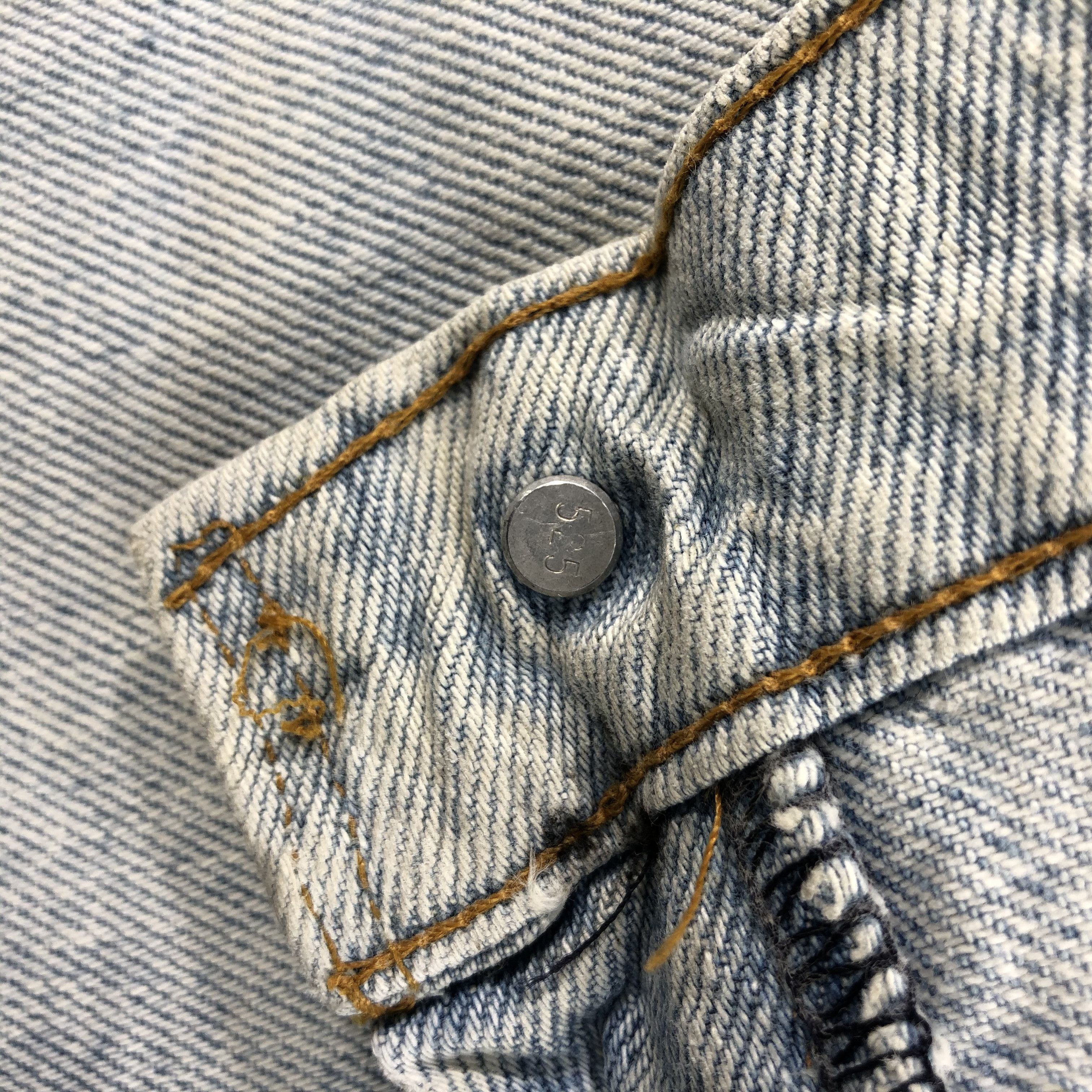 Levi's × Vintage Vintage Light Wash Levis Jeans-JM1946 Size US 28 / EU 44 - 9 Thumbnail