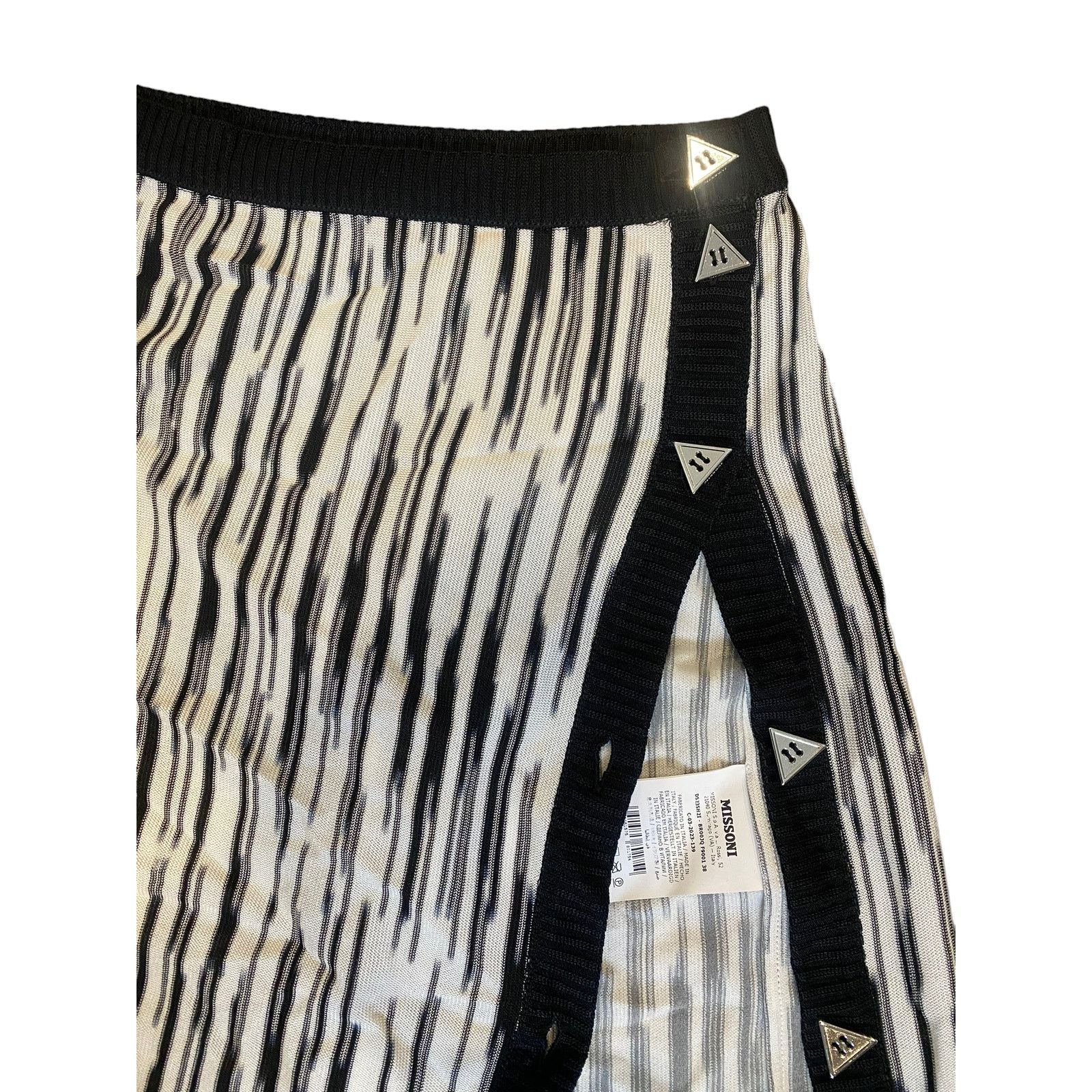 Missoni Missoni Mini Skirt in Black & White Space Dye Black White 38 Size 26" / US 2 / IT 38 - 6 Thumbnail