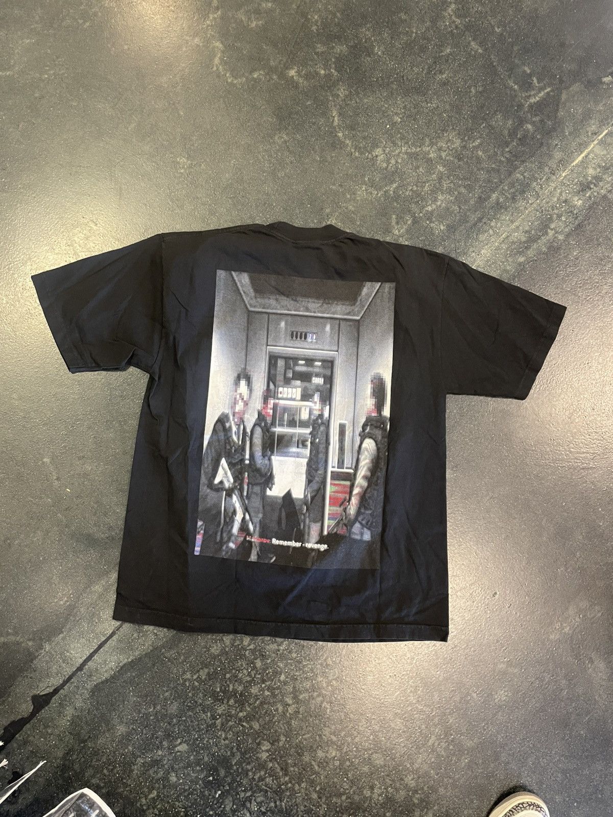 Revenge Revenge Tee Size US L / EU 52-54 / 3 - 2 Thumbnail