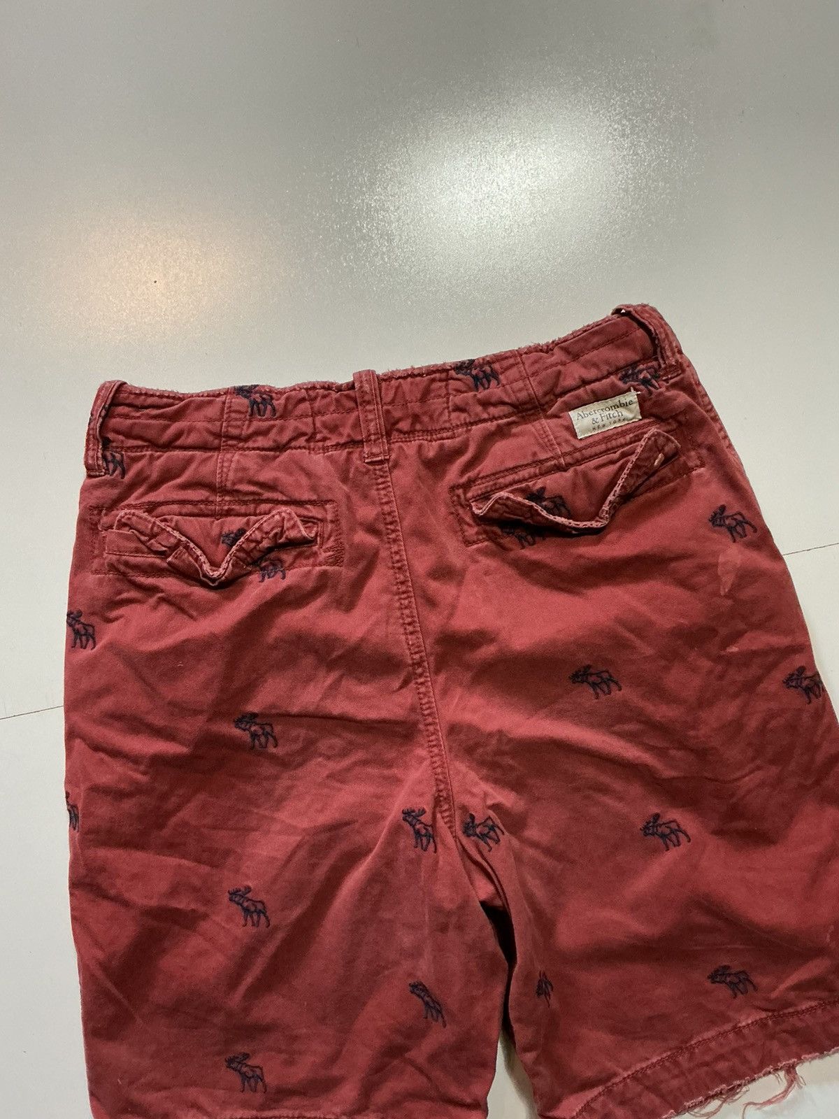 Abercrombie & Fitch Abercrombie & Fitch New York Vintage Y2K Moose Cargo Shorts Size US 30 / EU 46 - 17 Thumbnail