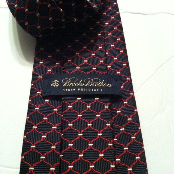 Brooks Brothers BROOKS BROTHERS MENS NEW NAVY 100%SILK TIE WIDTH: 3 1/2" Size ONE SIZE - 3 Thumbnail