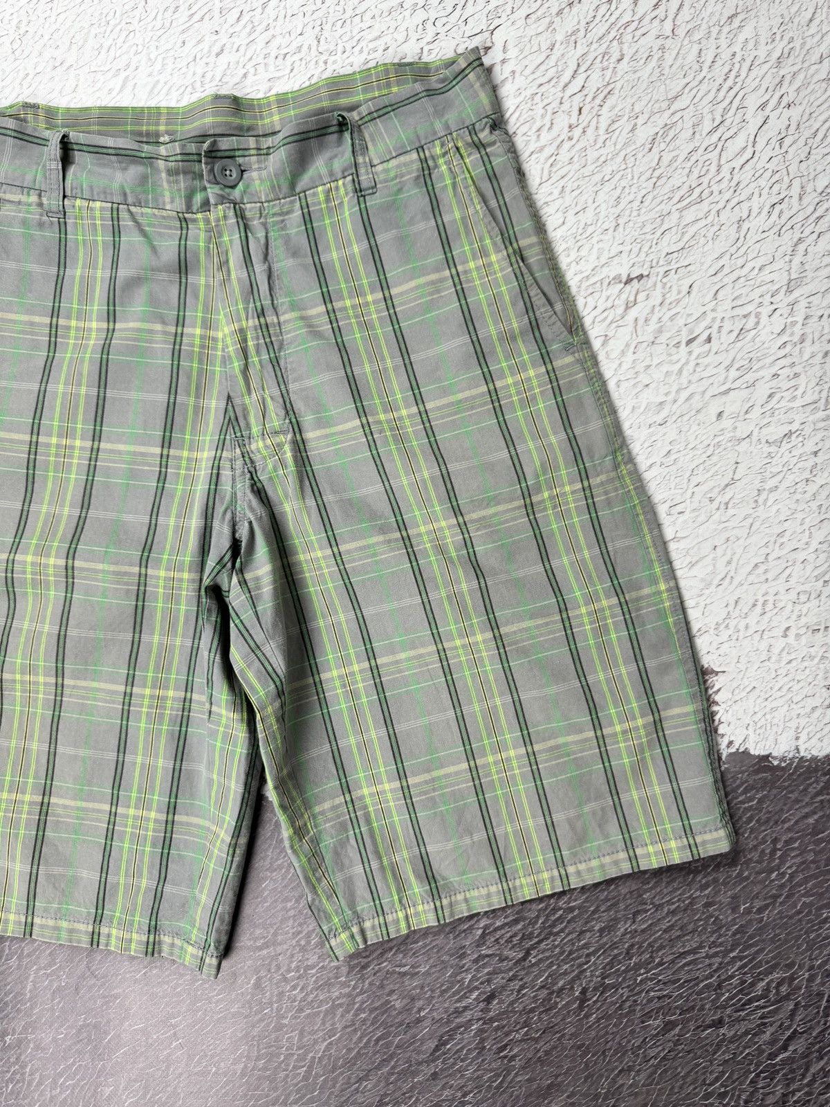 Carhartt Carhartt Freight Bermuda vintage checkered shorts size 29 Size US 29 - 5 Thumbnail