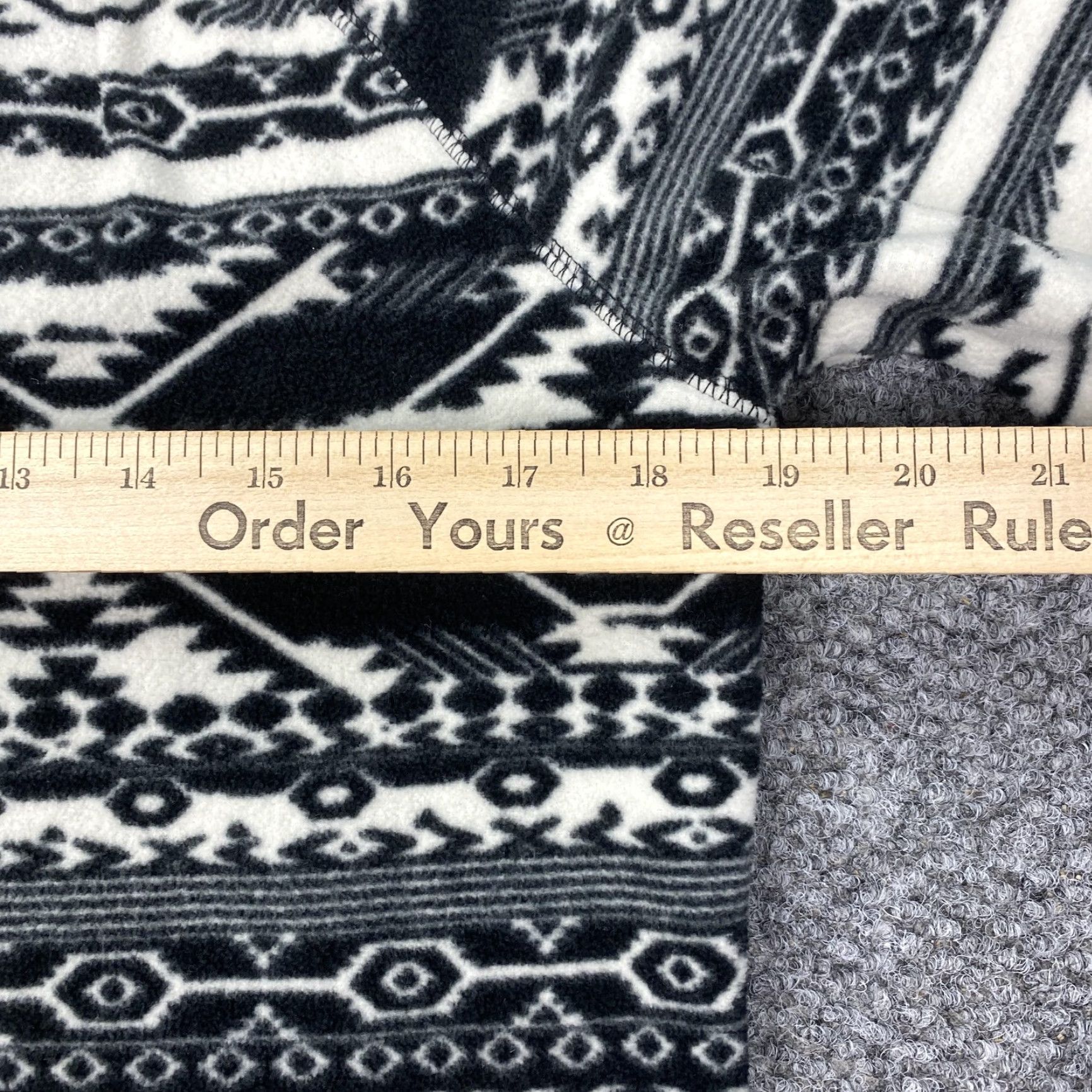 Eddie Bauer Eddie Bauer Pullover Womens Medium Black White Fleece Aztec Pattern 1/4 Zip Outdoors Sweatshirt Shirt Size M / US 6-8 / IT 42-44 - 8 Thumbnail