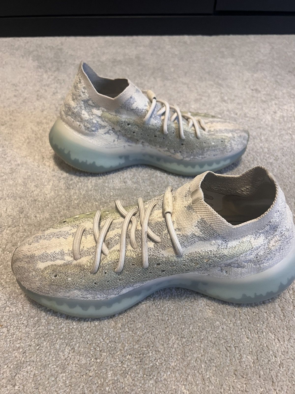 Yeezy Yeezy Boost 380 ‘Alien Blue’ (2021) Size US 9.5 / EU 42-43 - 4 Thumbnail