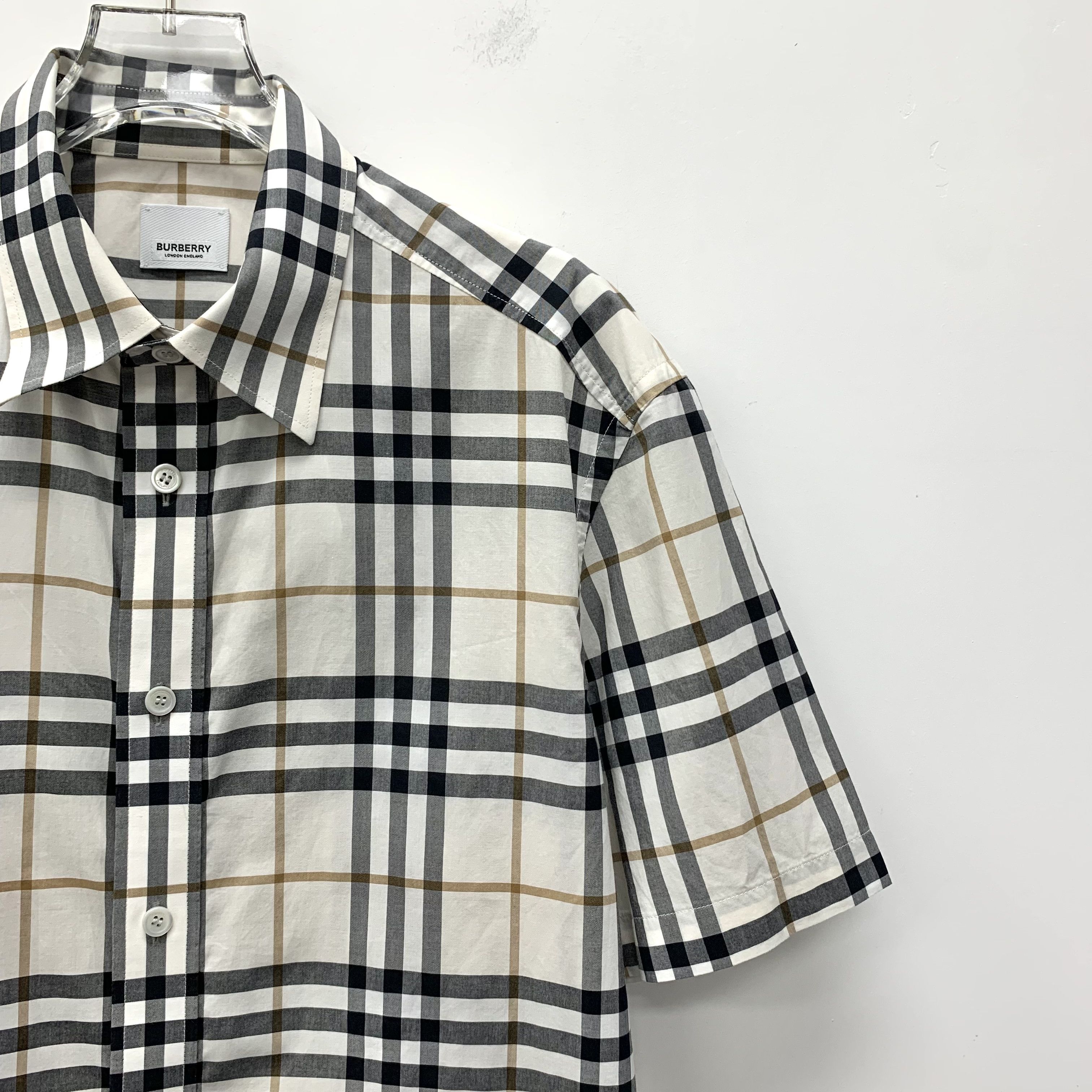 Burberry Burberry Cotton Shirt – Check Short Sleeve (Size M) Size US M / EU 48-50 / 2 - 6 Thumbnail