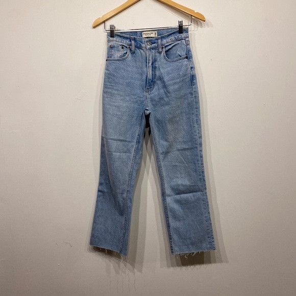 Abercrombie & Fitch Abercrombie & Fitch Light Wash The Ankle Straight Ultra High Size 24" / US 00 / IT 34 - 1 Thumbnail
