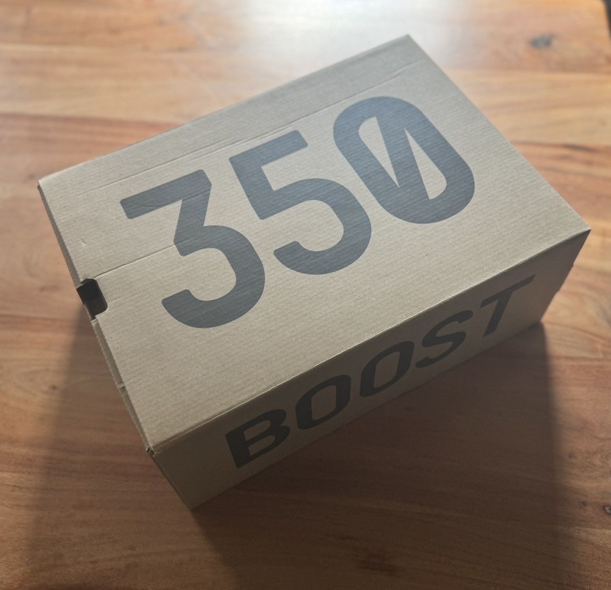 Adidas × Kanye West × Yeezy Adidas Yeezy Boost 350 V2 Zebra Size US 9 / EU 42 - 7 Thumbnail