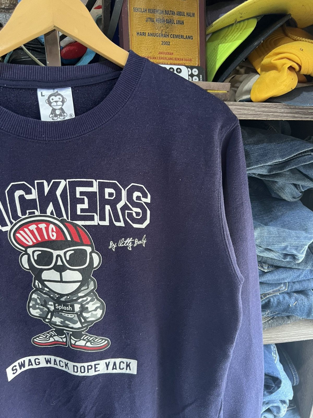 Cartoon Network 🔥UITTG Baby Yackers Crewneck Sweatshirt Size US M / EU 48-50 / 2 - 5 Thumbnail