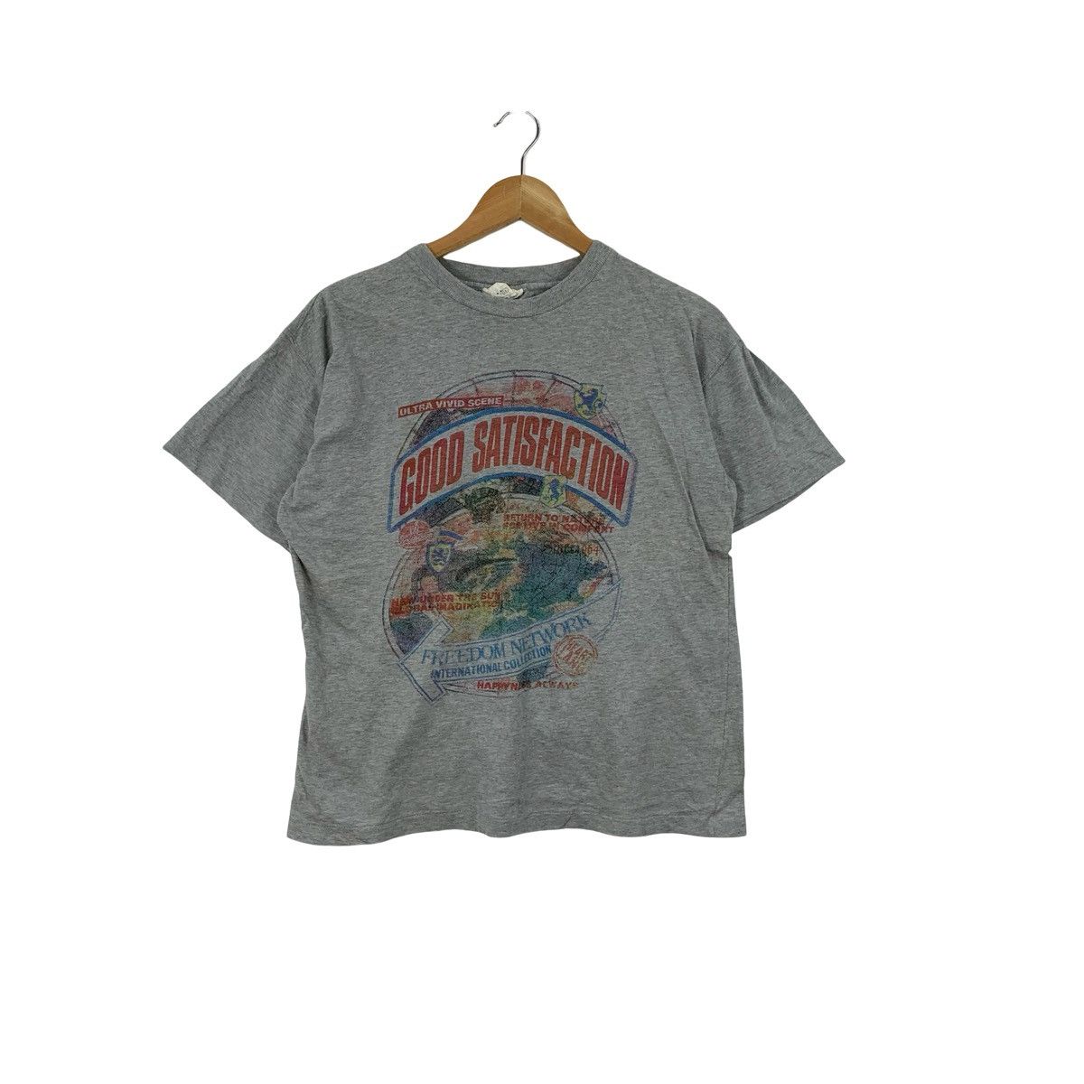 Vintage Vintage GENERATE Good Satisfaction Freedom Network Size US L / EU 52-54 / 3 - 1 Thumbnail