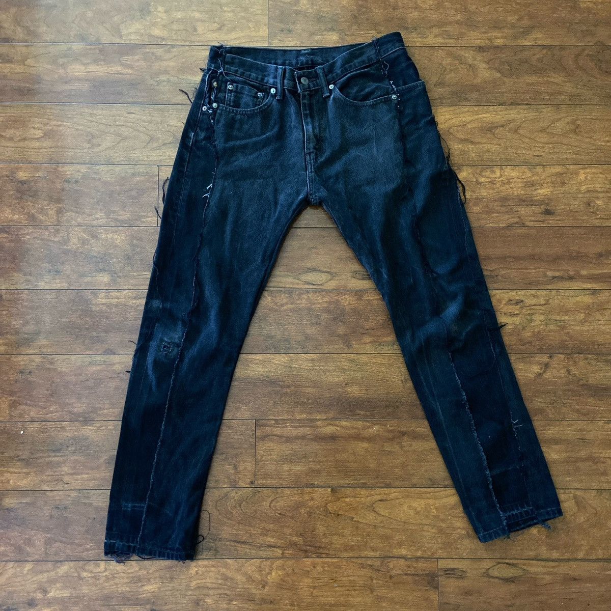 Levi's × Vintage UPCYCLED CUT UP ONE OF ONE JEANS SIMILAR TO BALENCIAGA DENIM Size US 31 - 3 Thumbnail