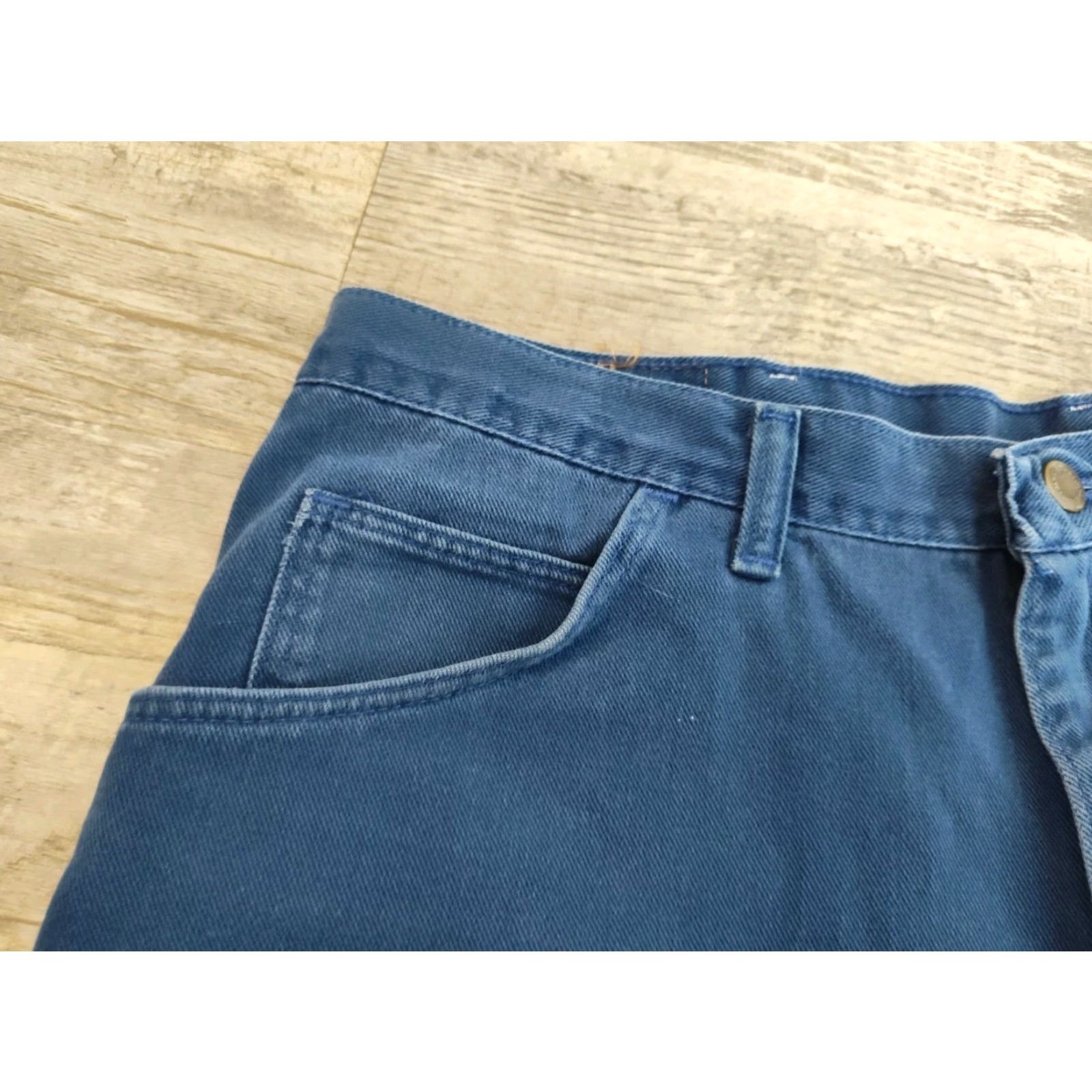 Wrangler VINTAGE Wrangler Men's Jean Shorts Bermuda 90s Casual Summer 36 Blue Retro US Made Size US 36 / EU 52 - 3 Thumbnail
