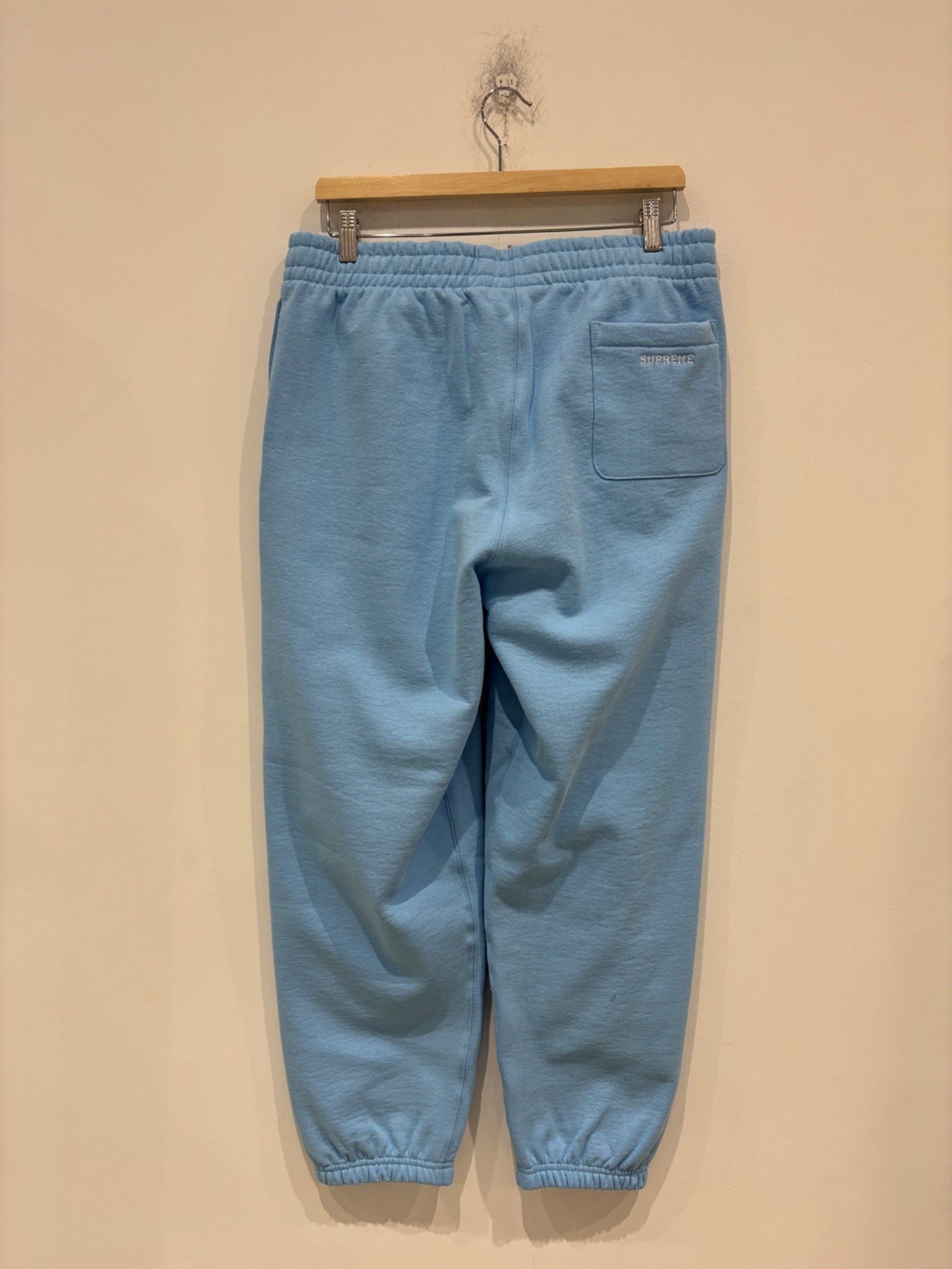 Supreme Supreme Devil S Logo Sweatpant Light Blue Size US 32 / EU 48 - 2 Thumbnail