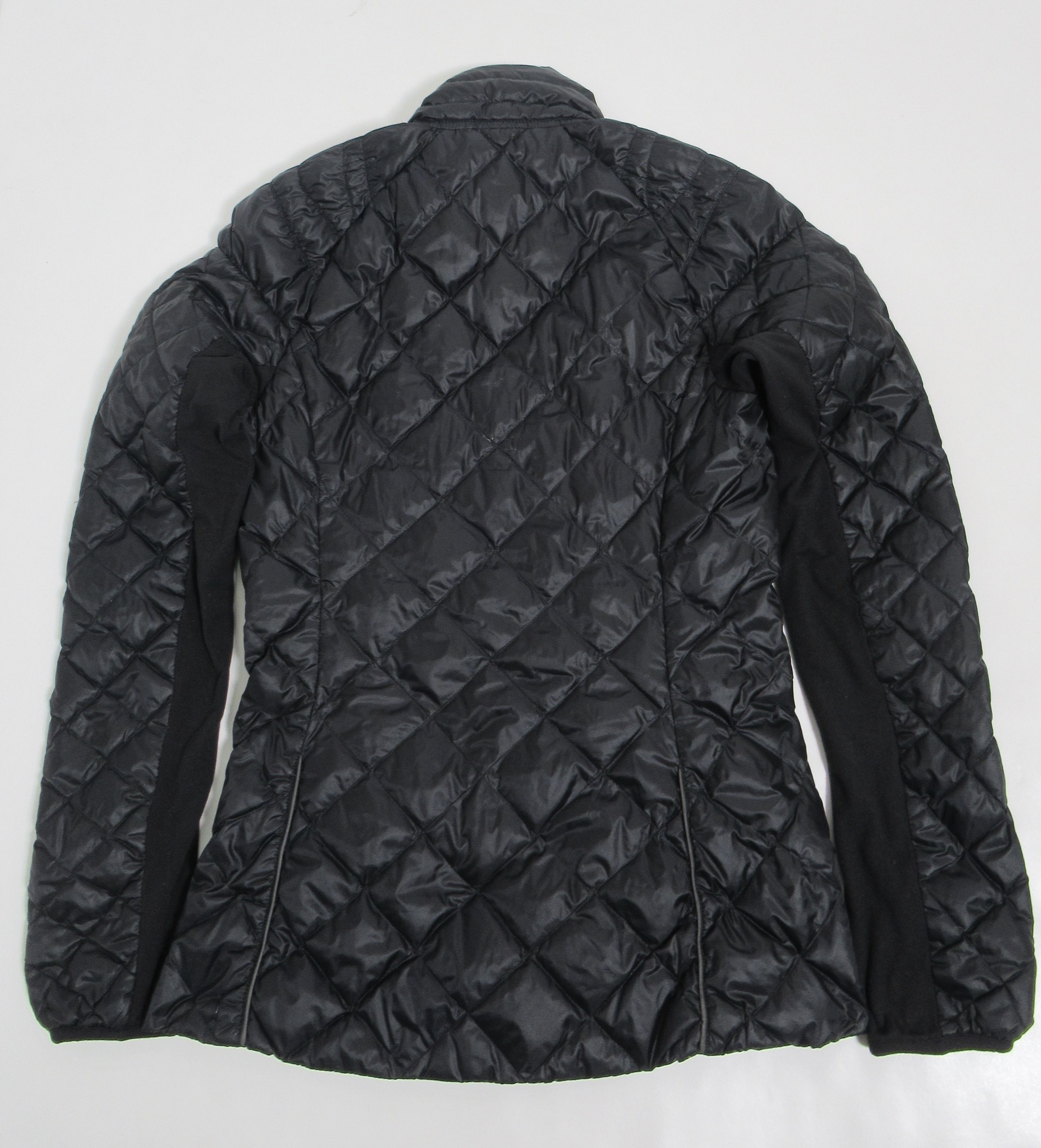 Lululemon Lululemon Run: Turn Around Jacket Reversible Black Size S / US 4 / IT 40 - 7 Thumbnail