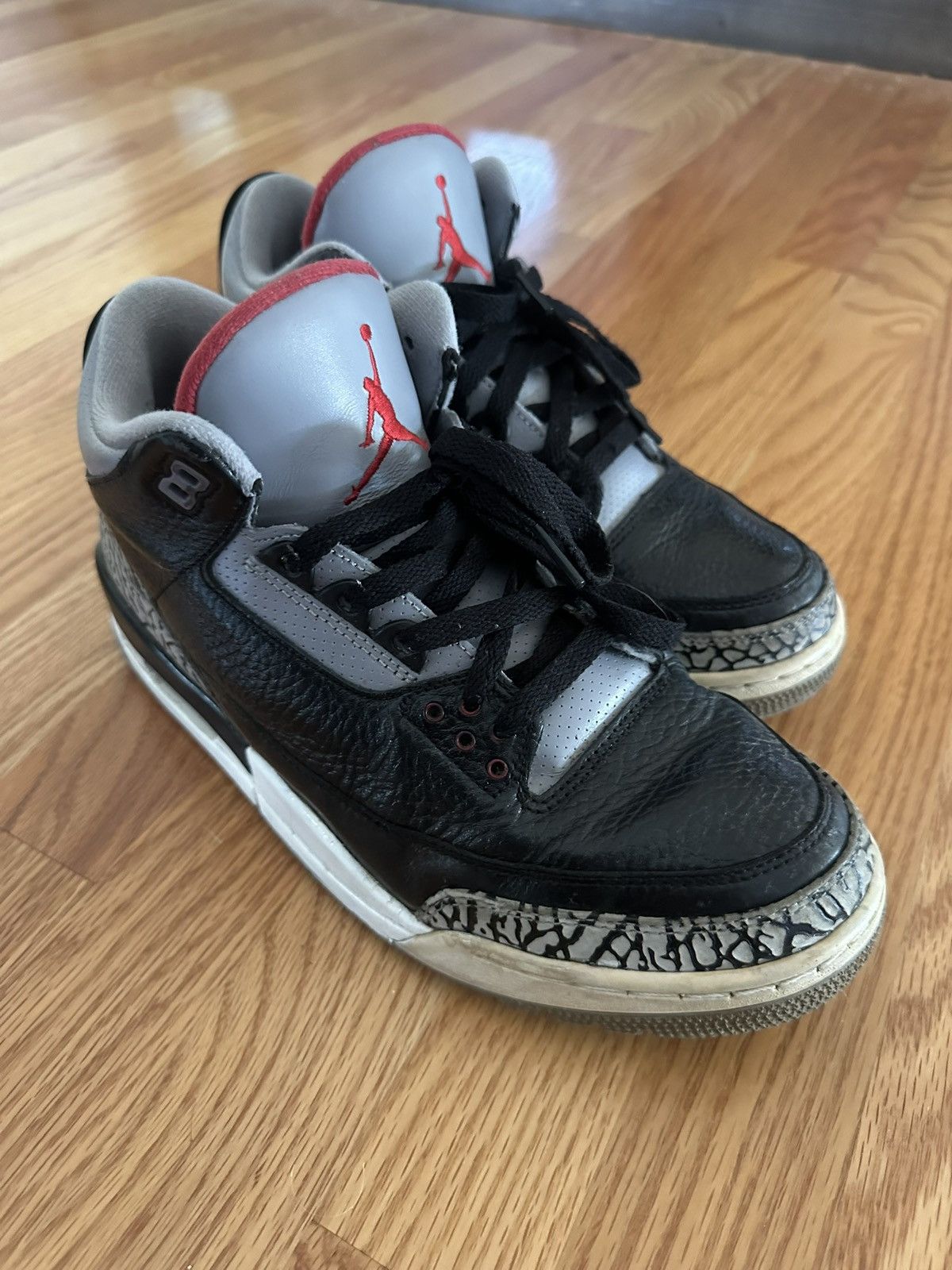 Jordan Brand Jordan 2011 Black Cement 3 Size US 10 / EU 43 - 4 Thumbnail