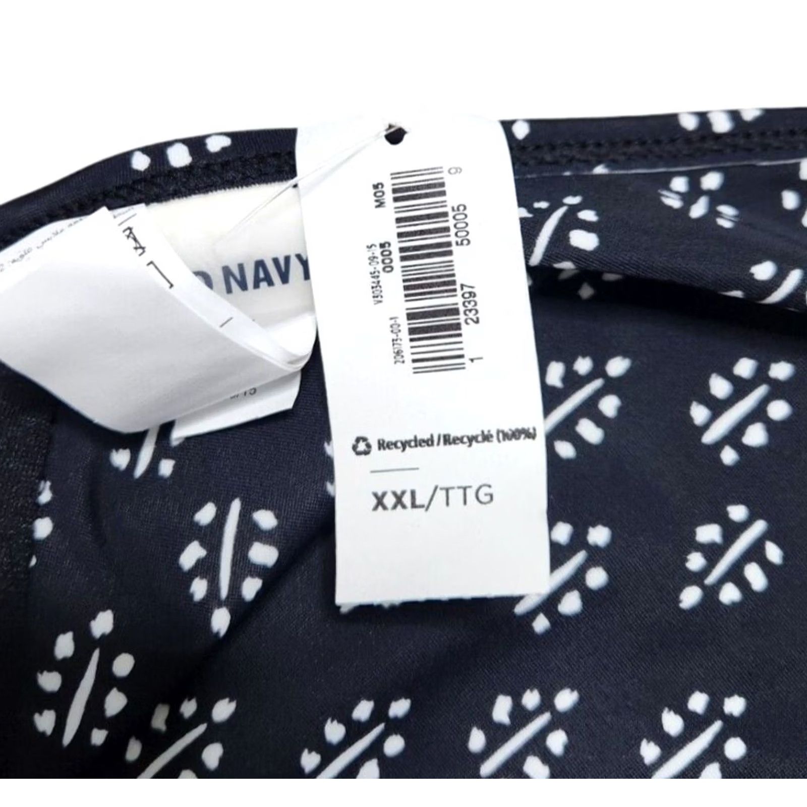 Old Navy Old Navy One Piece Swimsuit Womens 2XL Black Ruched Bathing Suit Geometric Nylon Blend XXL Size XXL / US 16-18 / IT 52-54 - 4 Thumbnail