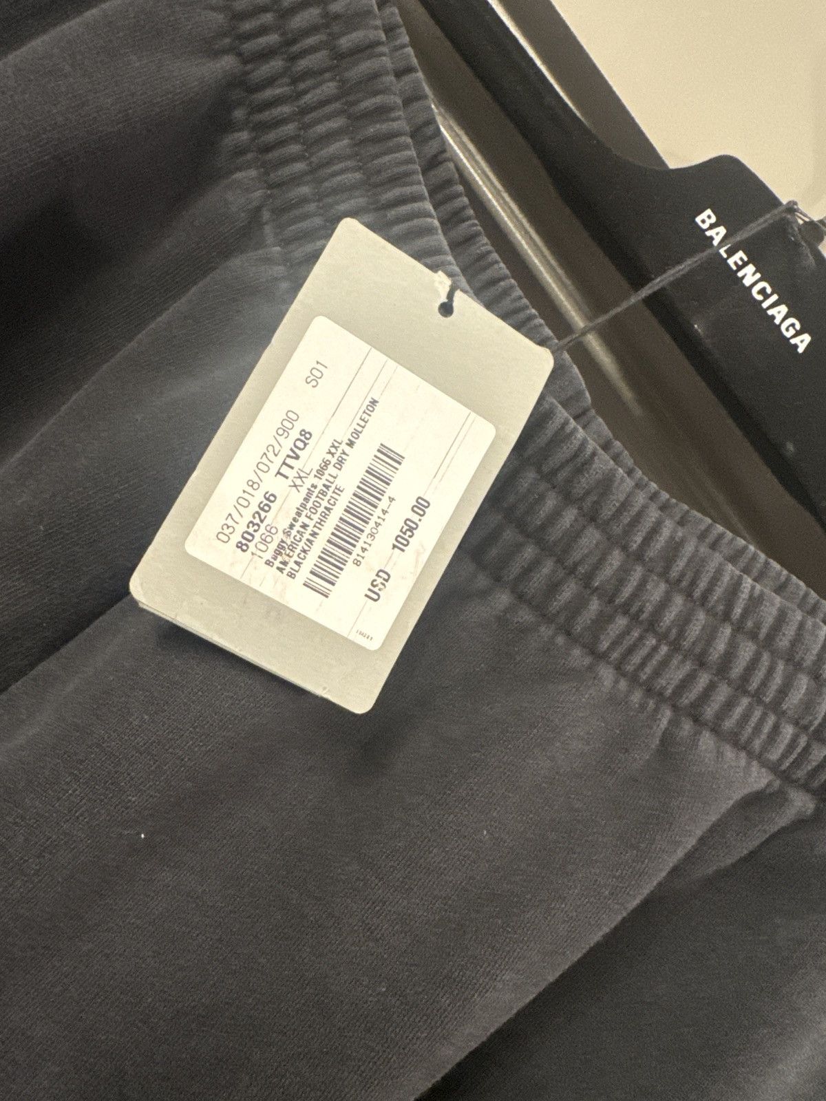 Balenciaga Balenciaga 3B Football Baggy Sweatpants Size US 40 / EU 56 - 11 Thumbnail