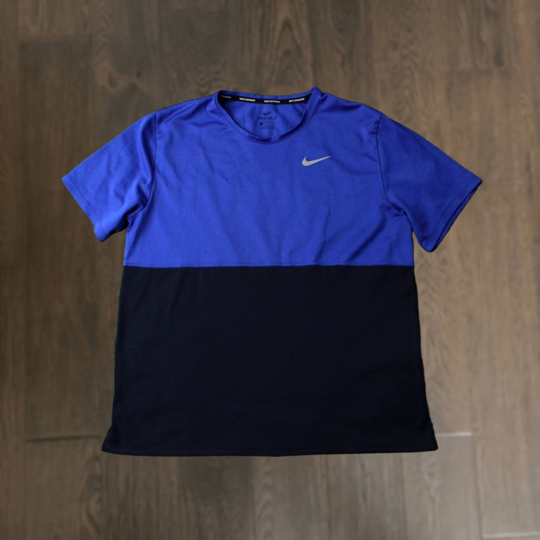 Nike NIKE RUNNING T-SHIRT Mens Shirt Jersey 2021 Training Lightweight BLUE L XS? Size US L / EU 52-54 / 3 - 1 Thumbnail