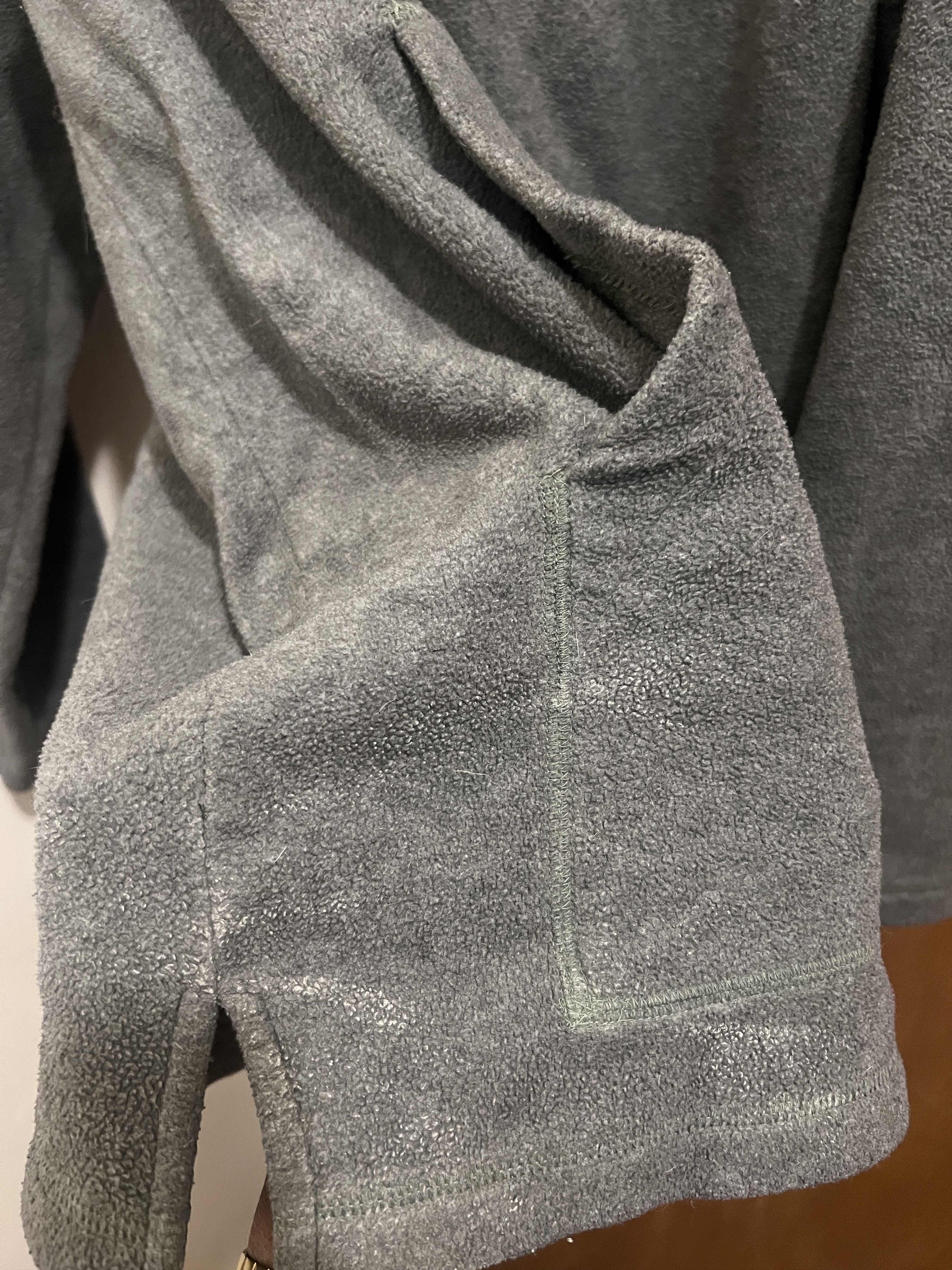 DKNY DKNY Quarter Zip Sweater (L) Size US L / EU 52-54 / 3 - 3 Thumbnail