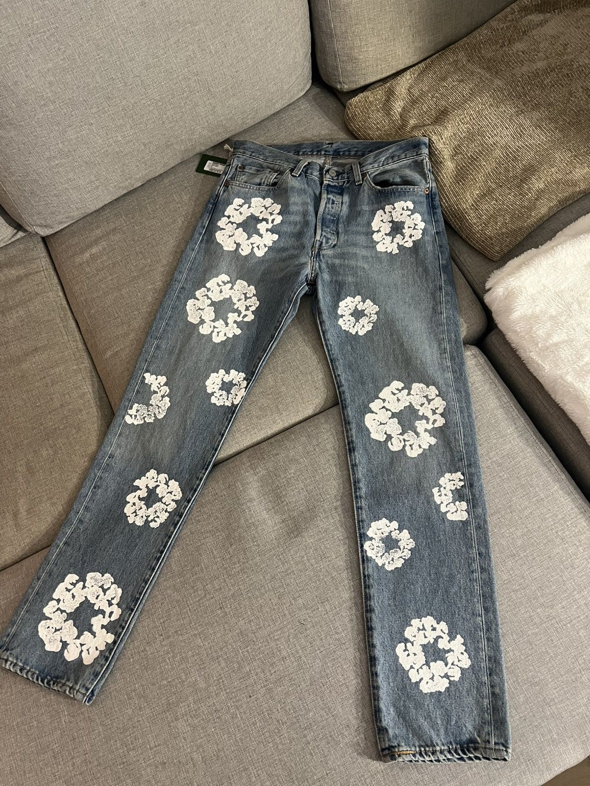 DENIM TEARS × Levi's Denim Tears Jeans X Levis Cotton Wreath Size US 32 / EU 48 - 1 Thumbnail