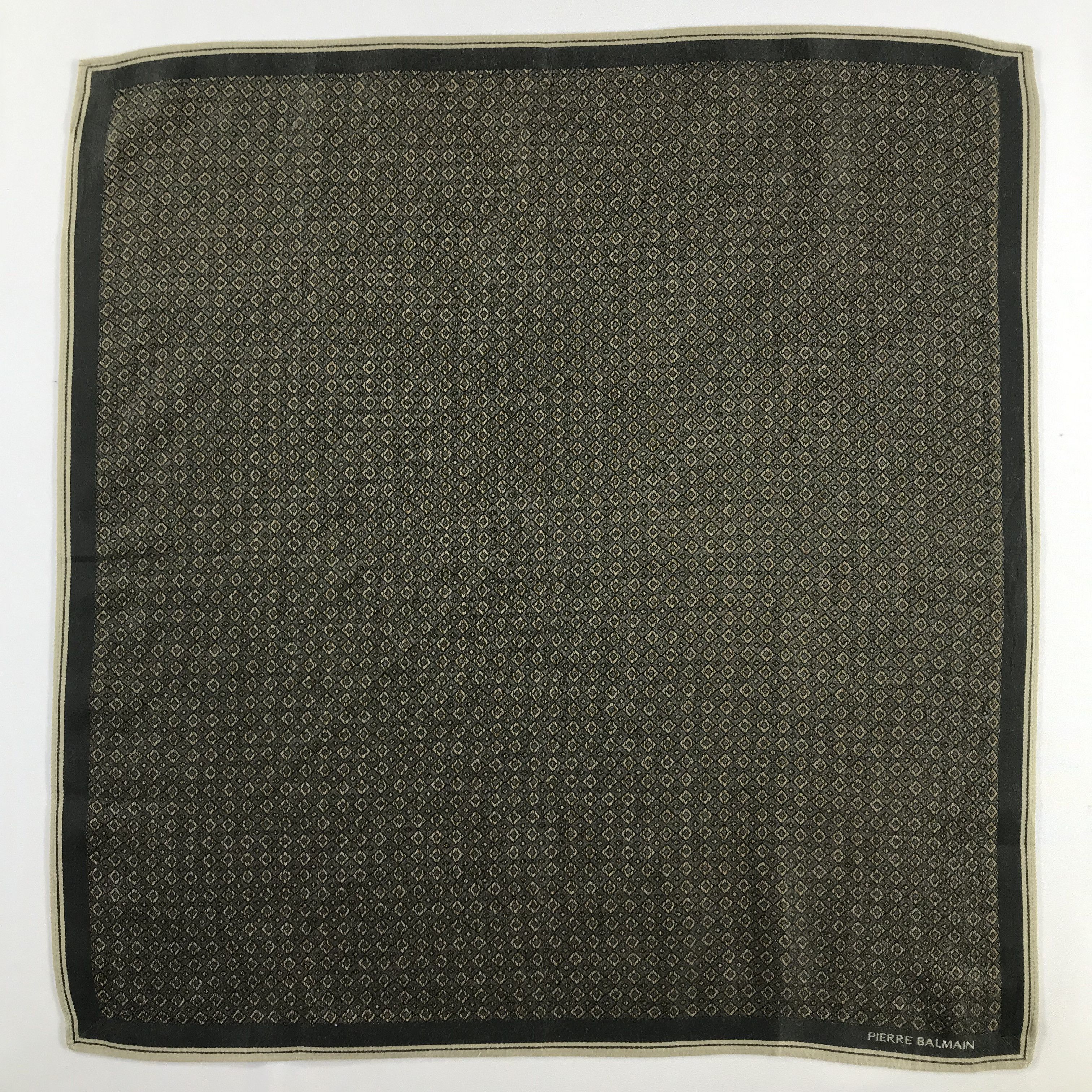 Pierre Balmain Pierre Balmain Handkerchief / Bandana / Neckerchief C808 Size ONE SIZE - 3 Thumbnail