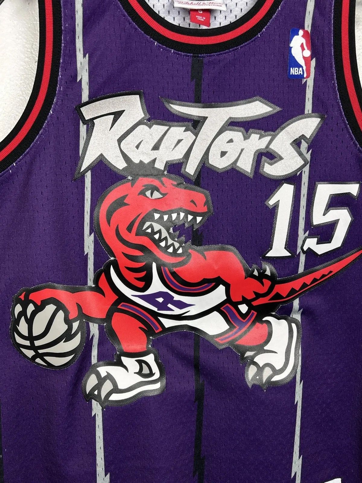 Mitchell & Ness Mitchell & Ness Toronto Raptors Vince Carter 1998/99 Jersey Size US S / EU 44-46 / 1 - 2 Thumbnail
