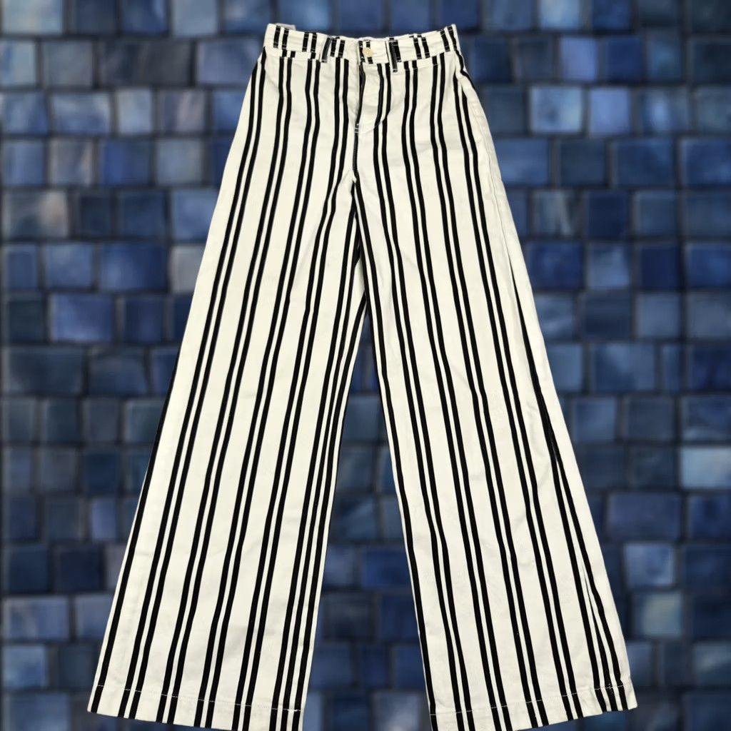 Reformation Reformation Jeans Womens 25 White Stripe Logan Ultra High Rise Wide Leg Denim 100% Cotton Button Pocket Front Rise High Loose Retro Modern Shoes? Size 42" / US 20 - 1 Thumbnail