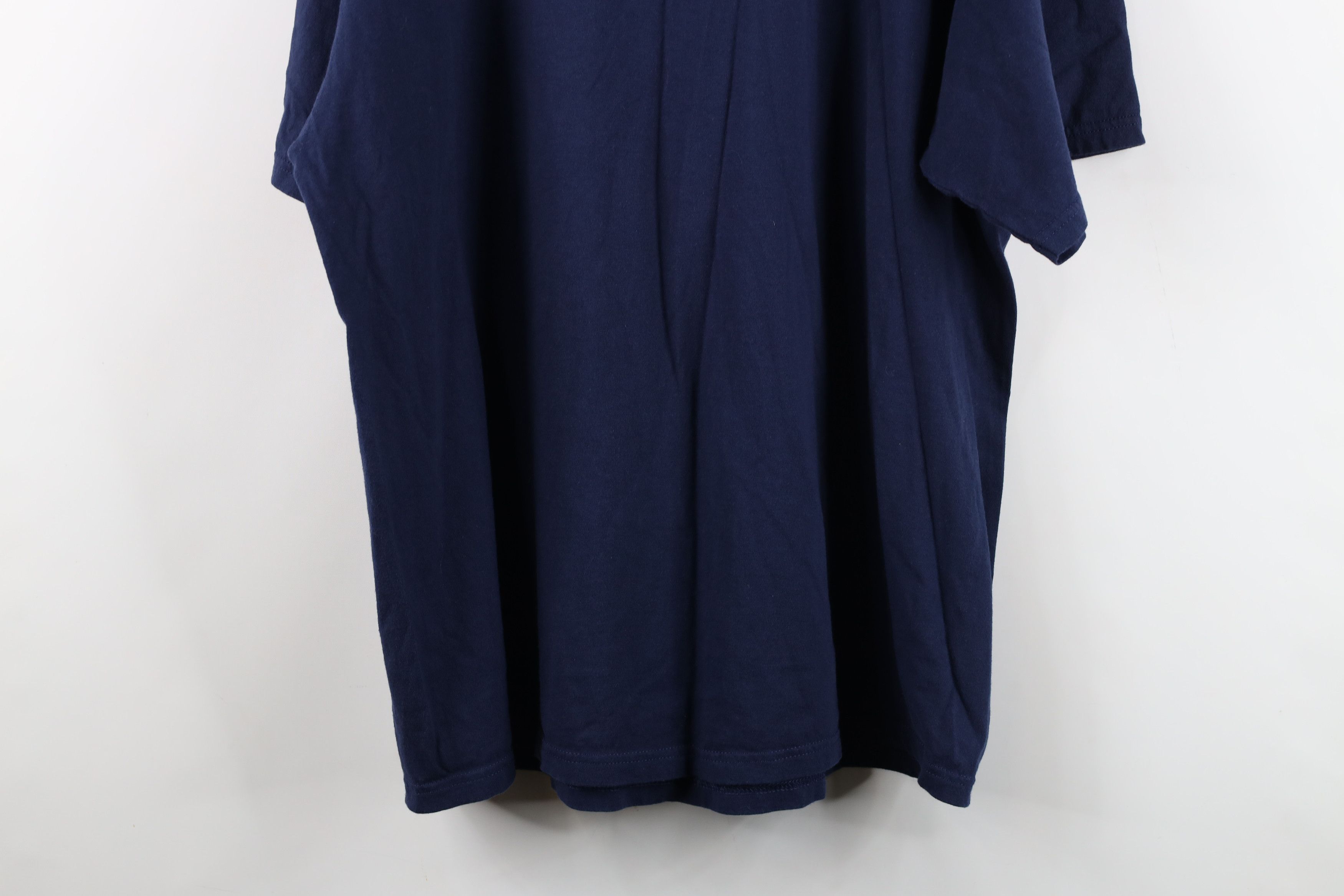 Nike Vintage Nike Center Swoosh West Virginia University T-Shirt Size US XL / EU 56 / 4 - 14 Thumbnail