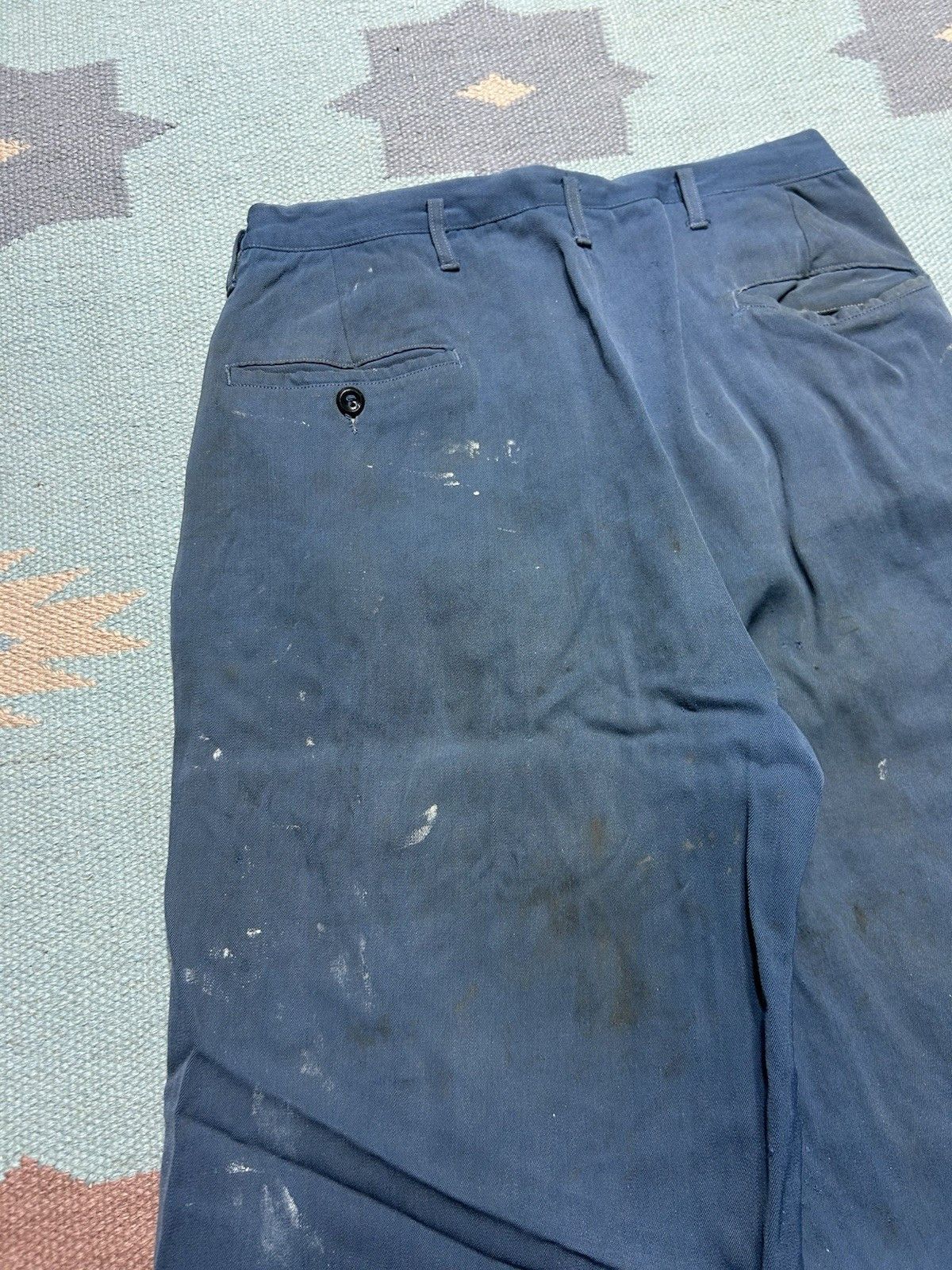 Vintage VTG 40s rayon gabardine slacks pleated paint distress 25x30 Size US 26 / EU 42 - 16 Thumbnail