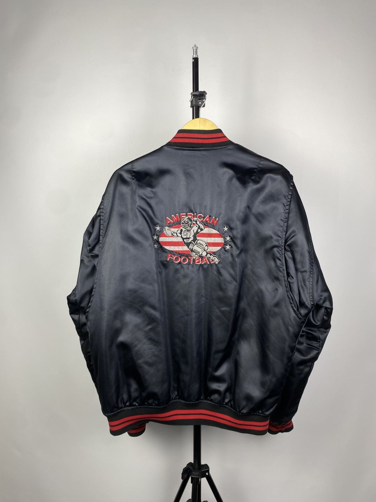 Vintage Vintage 90s USA JERSEY BIG LOGO BOMBER JACKET Size US XL / EU 56 / 4 - 1 Thumbnail