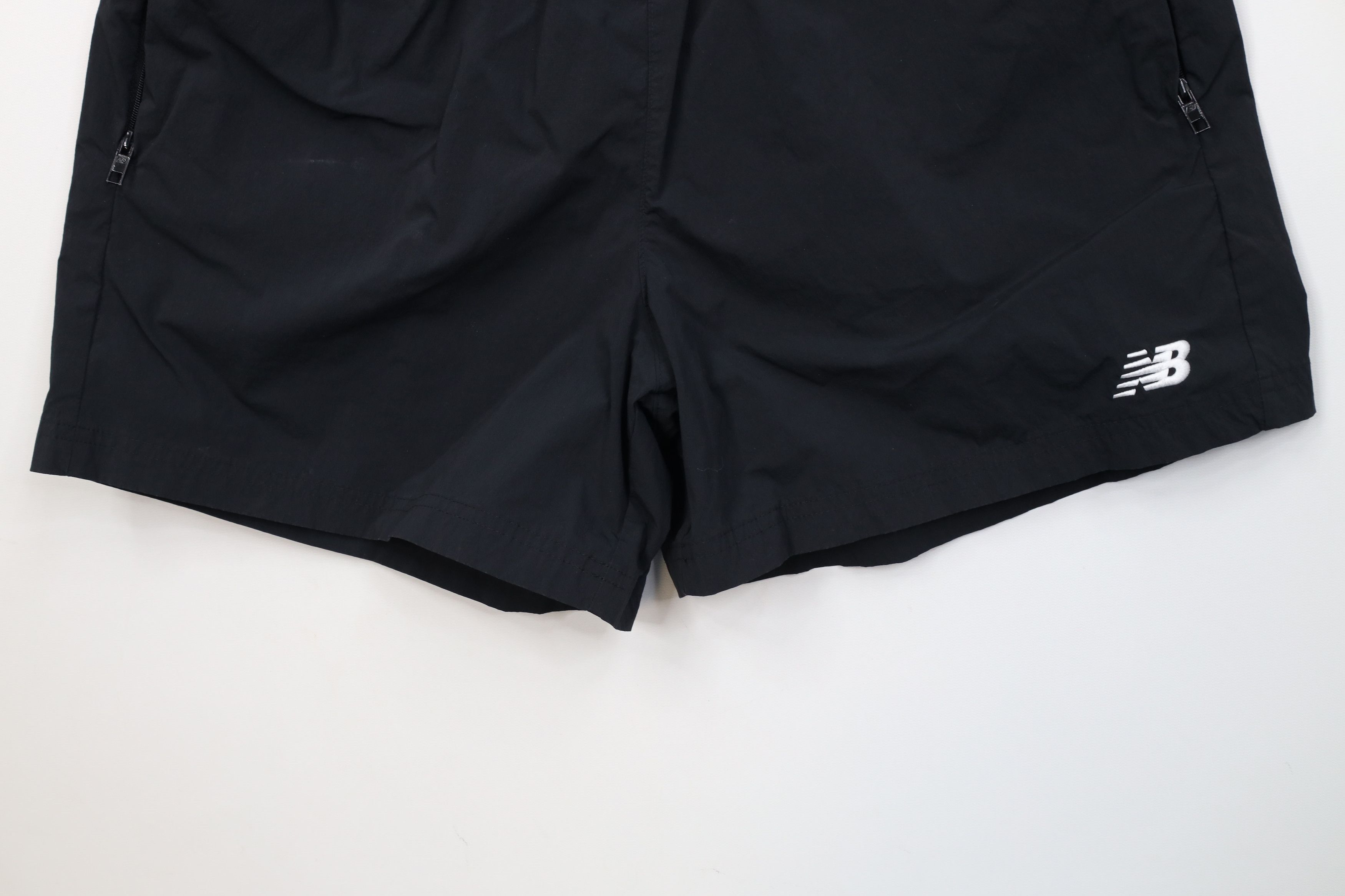 New Balance Vintage Y2K New Balance Above Knee Windbreaker Shorts Black Size US 34 / EU 50 - 4 Thumbnail