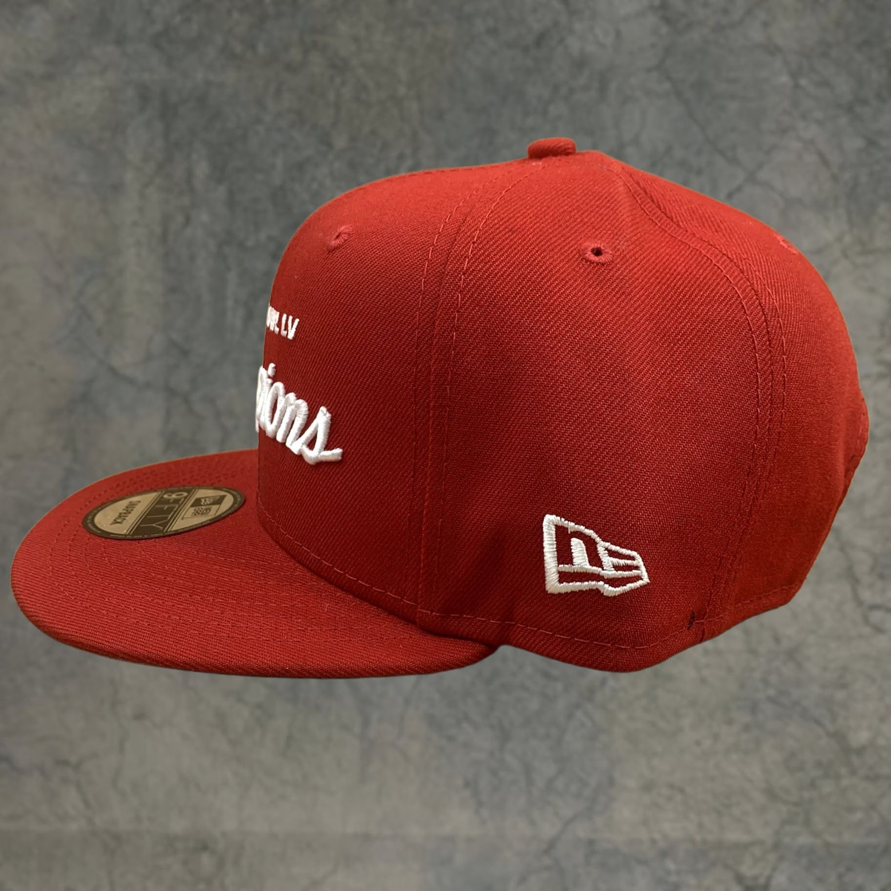 New Era VINTAGE Tampa Bay Buccaneers New Era Super Bowl LV Hat Retro Script 9FIFTY Size OS NWT Size ONE SIZE - 1 Thumbnail