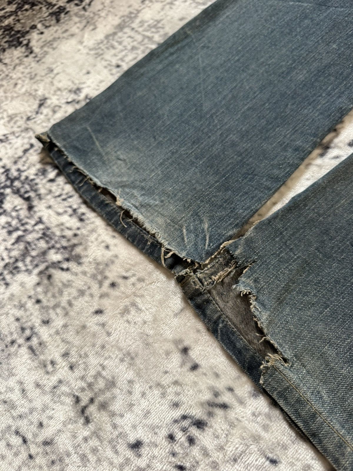 Japanese Brand Tokyo Underground Studded Mud Wash Flared Jeans Size US 30 / EU 46 - 20 Thumbnail