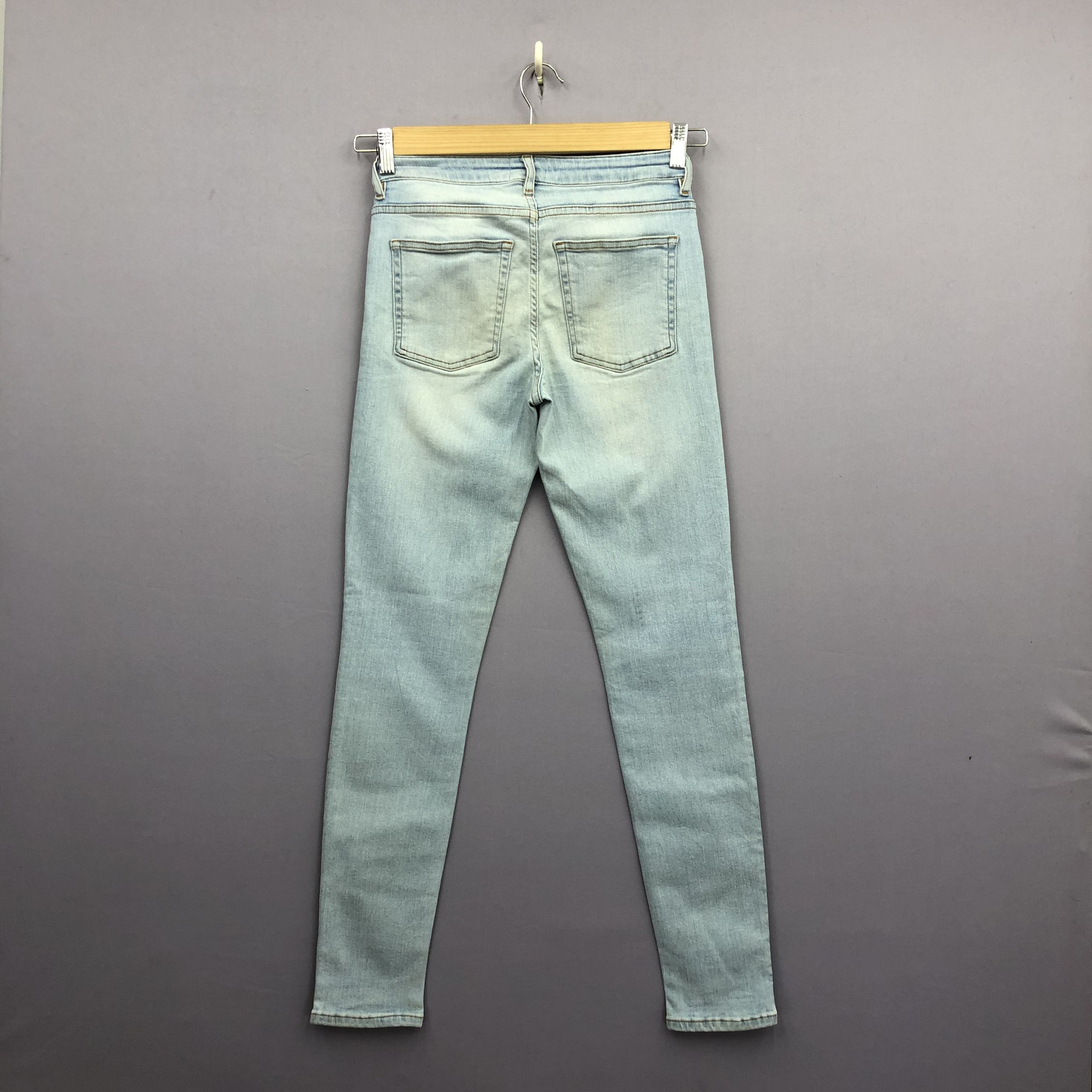 Acne Studios Vintage Acne Studio Skinny Jeans Acne Faded Light Wash Denim Size 26" / US 2 / IT 38 - 2 Thumbnail