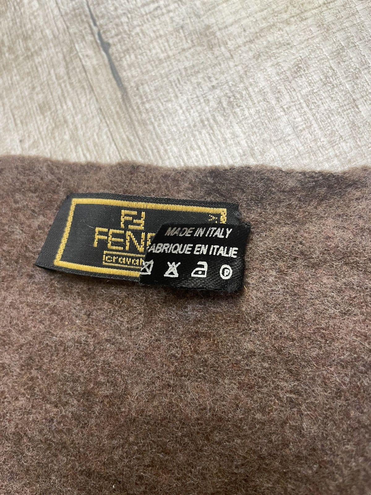 Fendi Vintage Fendi Scarf Logo Wool Size ONE SIZE - 10 Thumbnail