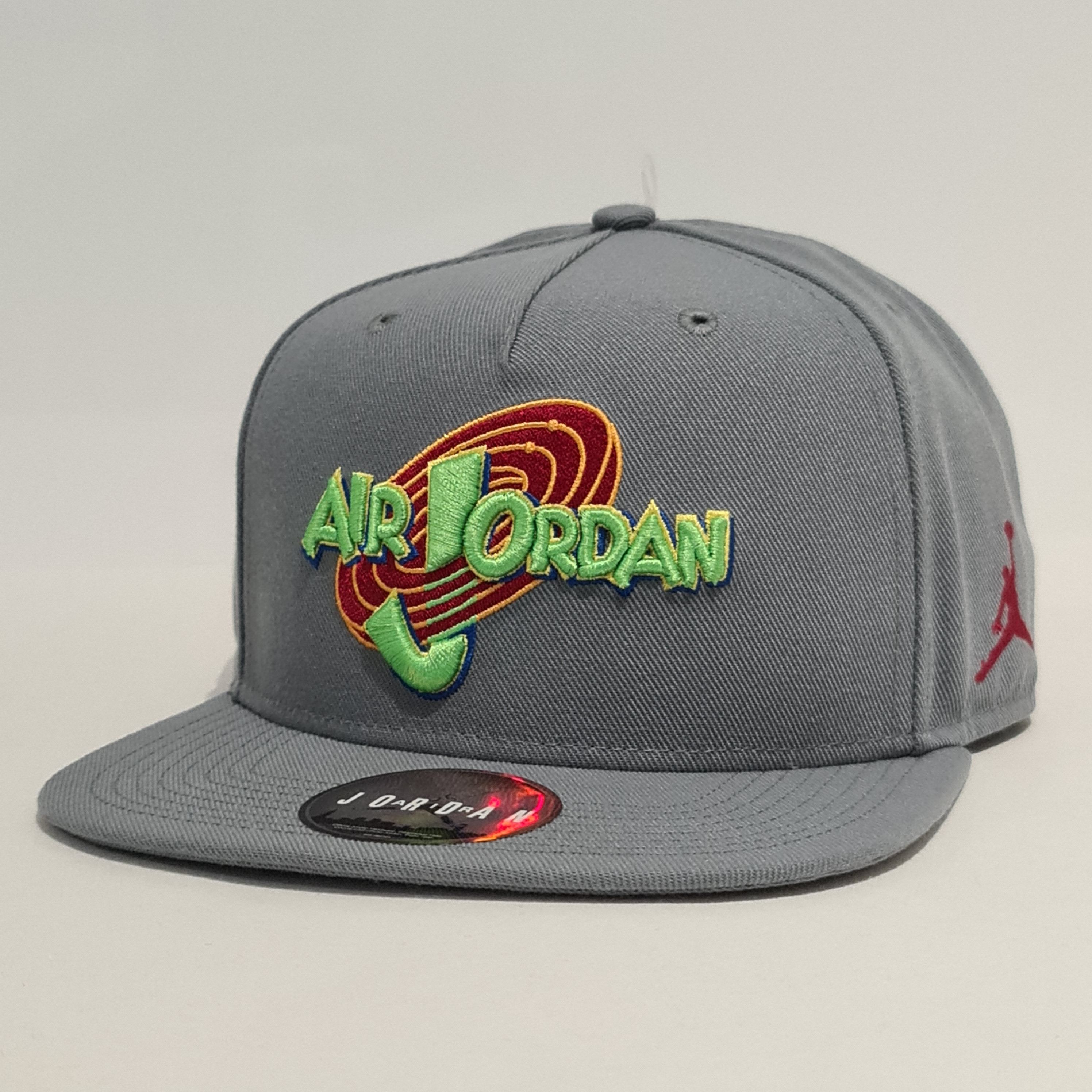 Jordan Brand Jordan Cap Snapback 'Air Jordan Space Jam' Grey Size ONE SIZE - 1 Thumbnail