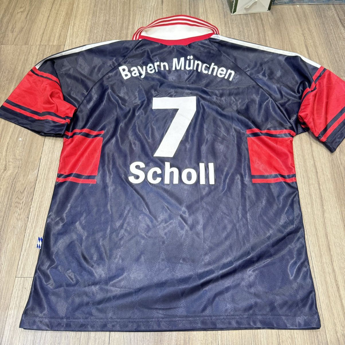 Adidas Bayern Munich 97/98 away shirt#7 Scholl (Bnwt) Size US M / EU 48-50 / 2 - 2 Thumbnail