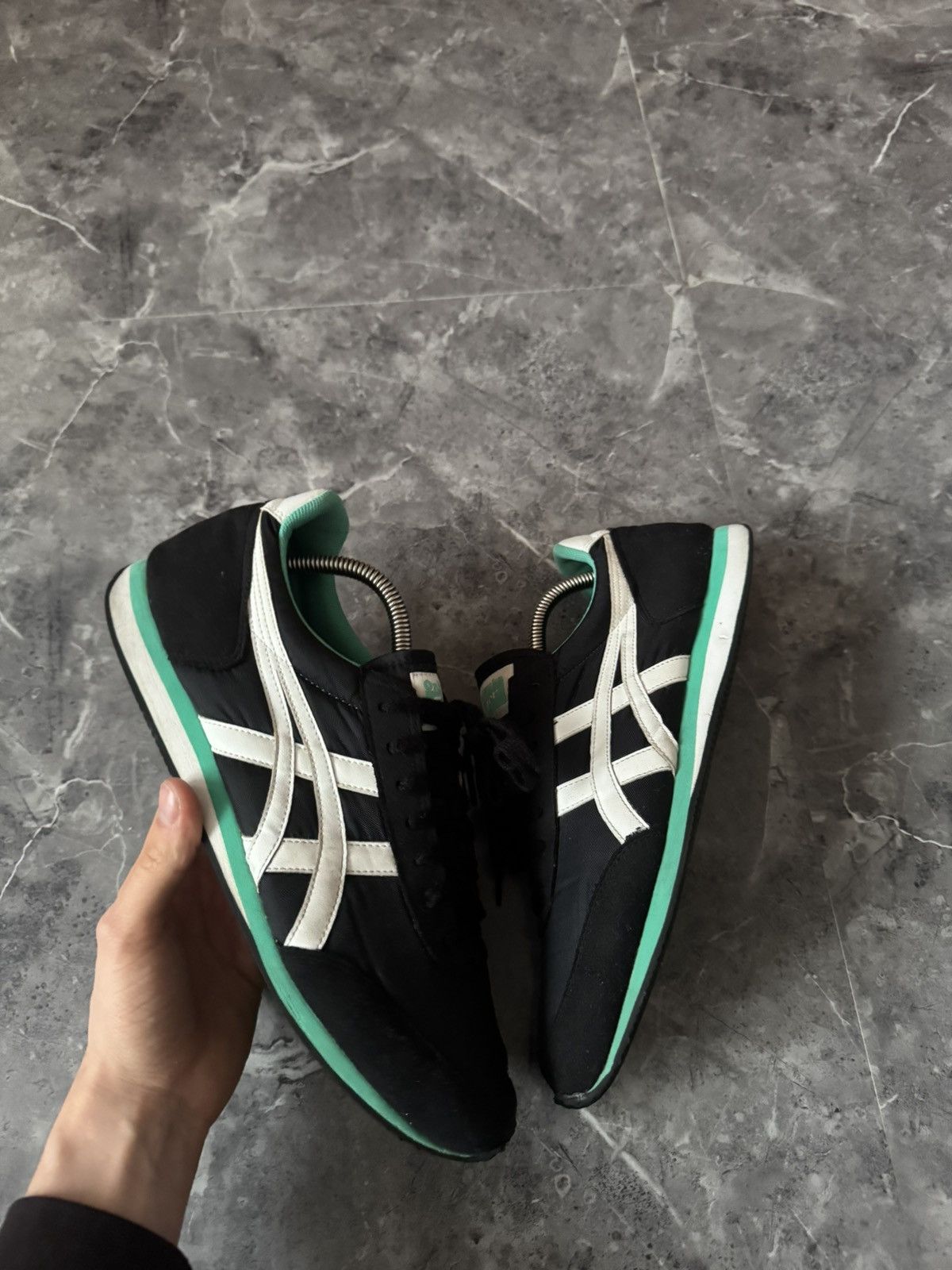 Asics Asics Onitsuka Tiger Shoes Vintage Y2K Avant Garde Stripes Size US 9 / EU 42 - 2 Thumbnail