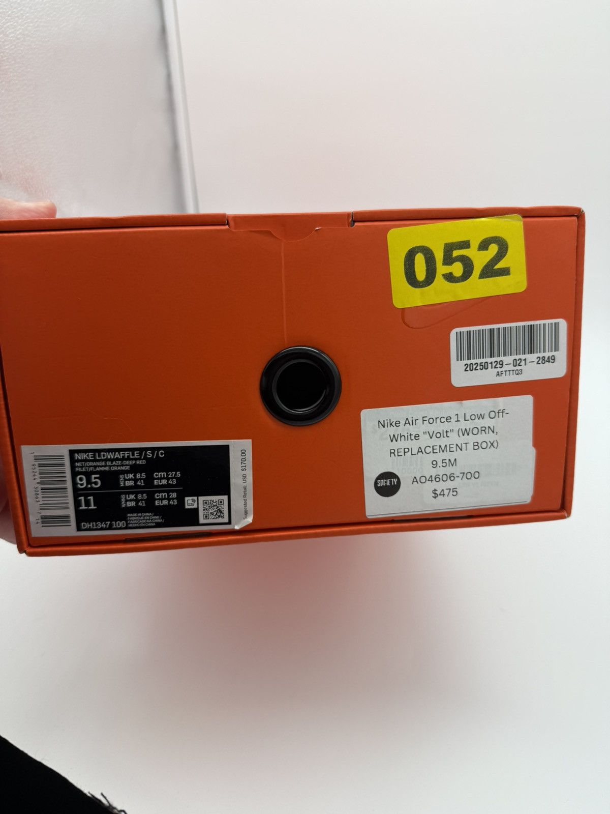 Nike × Off-White Nike Off-White x Air Force 1 Low Volt Size US 9.5 / EU 42-43 - 8 Thumbnail
