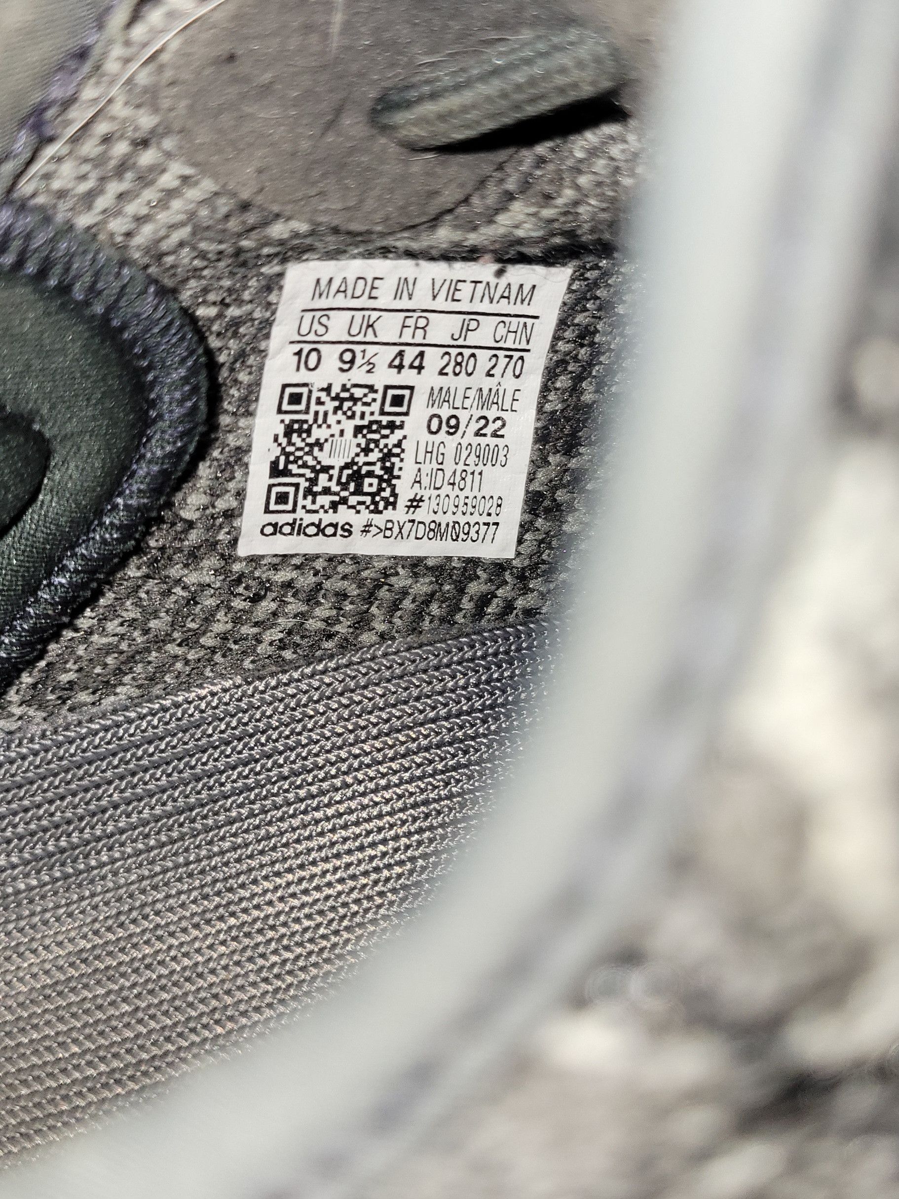 Adidas × Yeezy Adidas Yeezy Boost 350 V2 MX Dark Salt Size US 10 / EU 43 - 8 Thumbnail