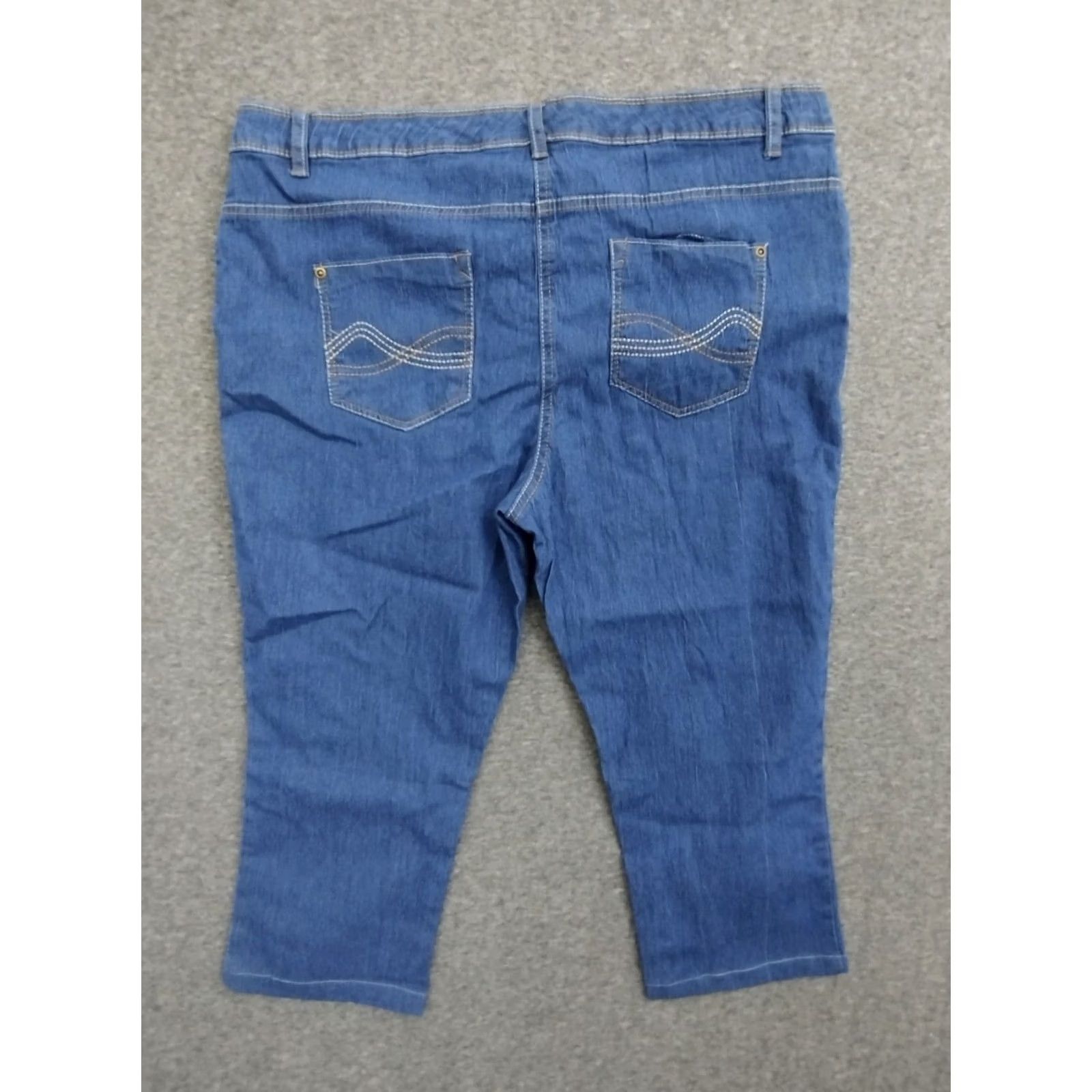 Denime Unbranded Jeans Women's 20 Denim Dark Wash Mid Rise Skinny Capri Jeans Size 42" / US 20 - 2 Thumbnail
