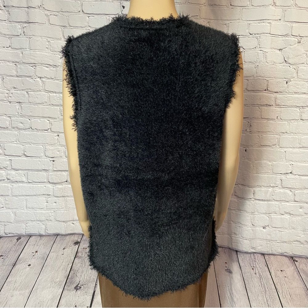 Other NWT New $138 Max Studio Fur Black Vest With Pockets Size M Size M / US 6-8 / IT 42-44 - 4 Thumbnail