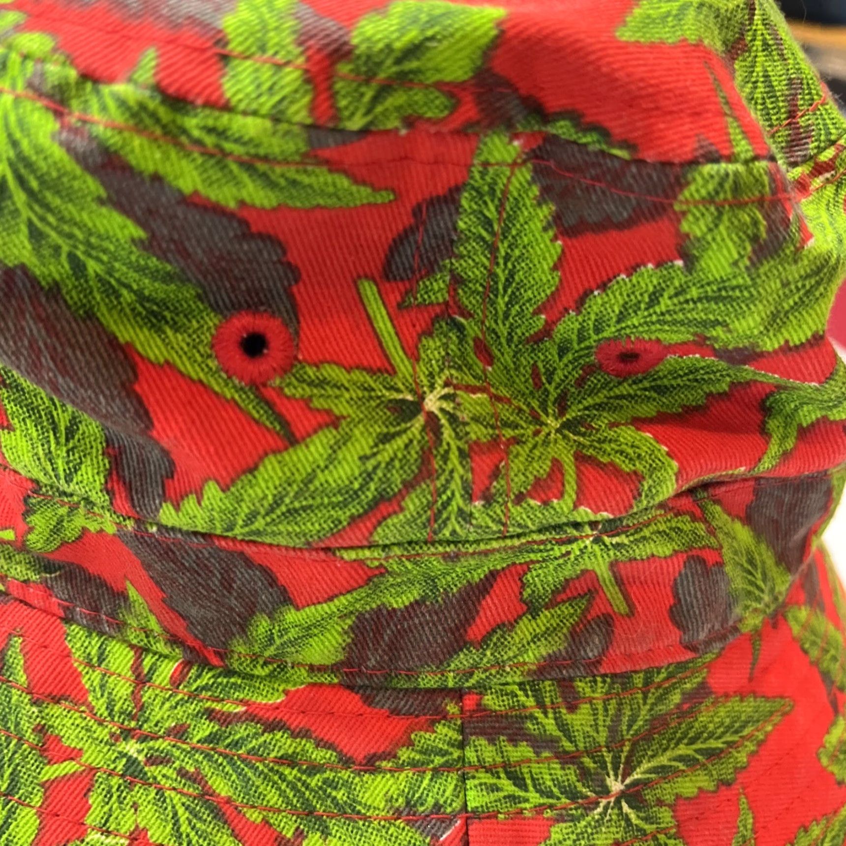 Vintage VINTAGE Top Level BUCKET Hat Unisex Adults One Size Cotton Canvas Marijuana Leaf Red Green Beach Casual 4/20 Size ONE SIZE - 5 Thumbnail