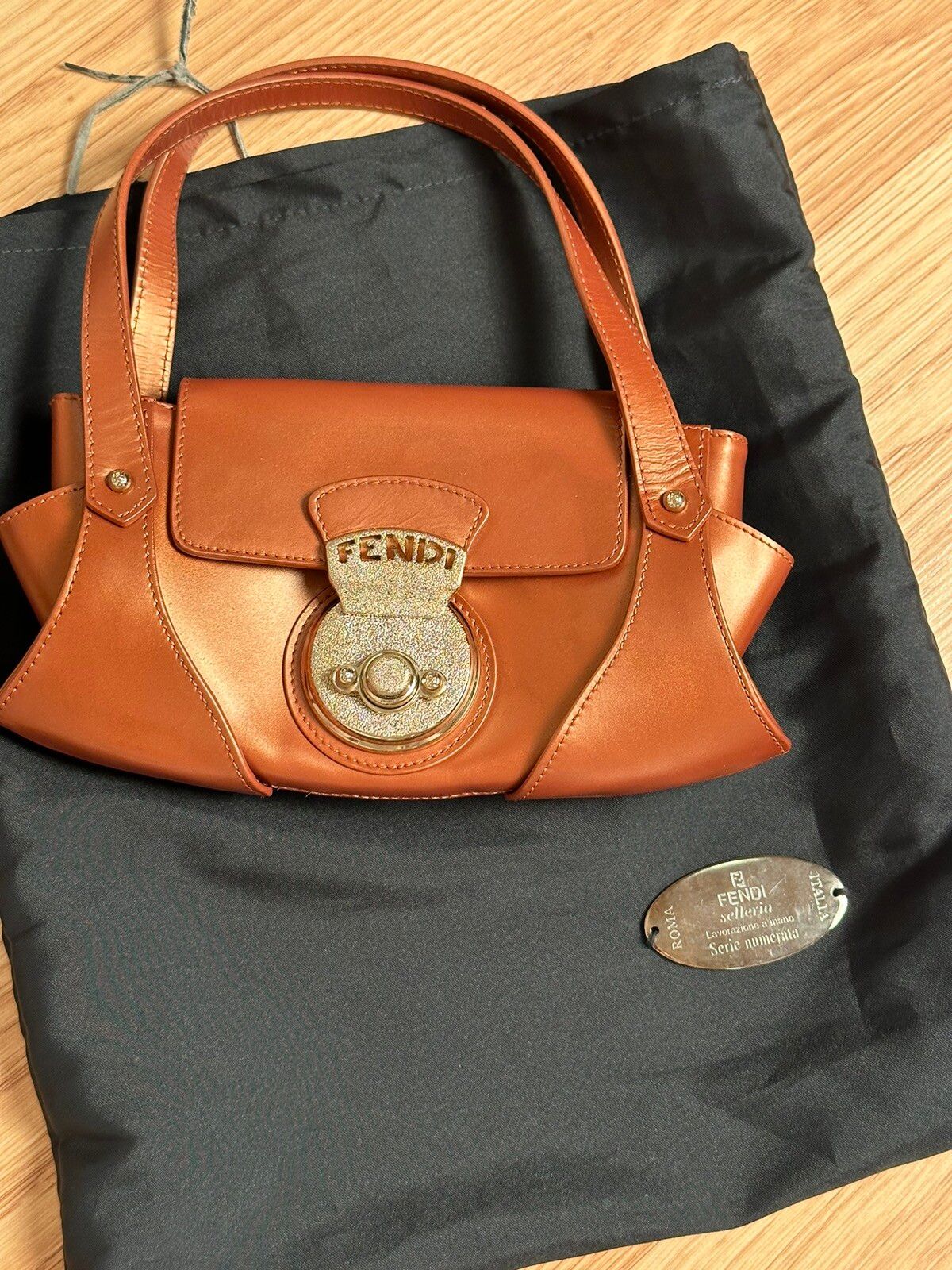 Fendi Authentic Vintage Y2K Fendi Baguette Bag Size ONE SIZE - 4 Thumbnail