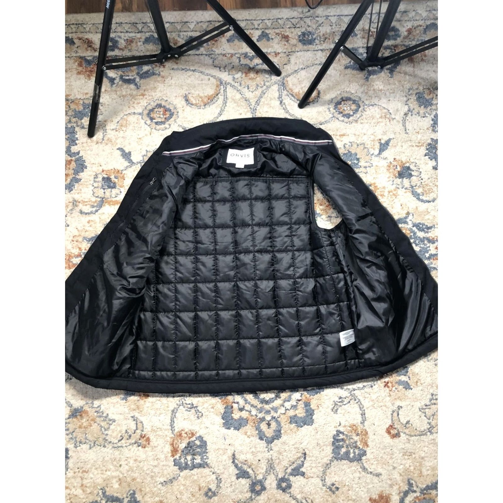 Orvis VINTAGE Orvis Mens Vest M Black Quilted Insulated Full Zip Chest Pocket Size US M / EU 48-50 / 2 - 7 Thumbnail
