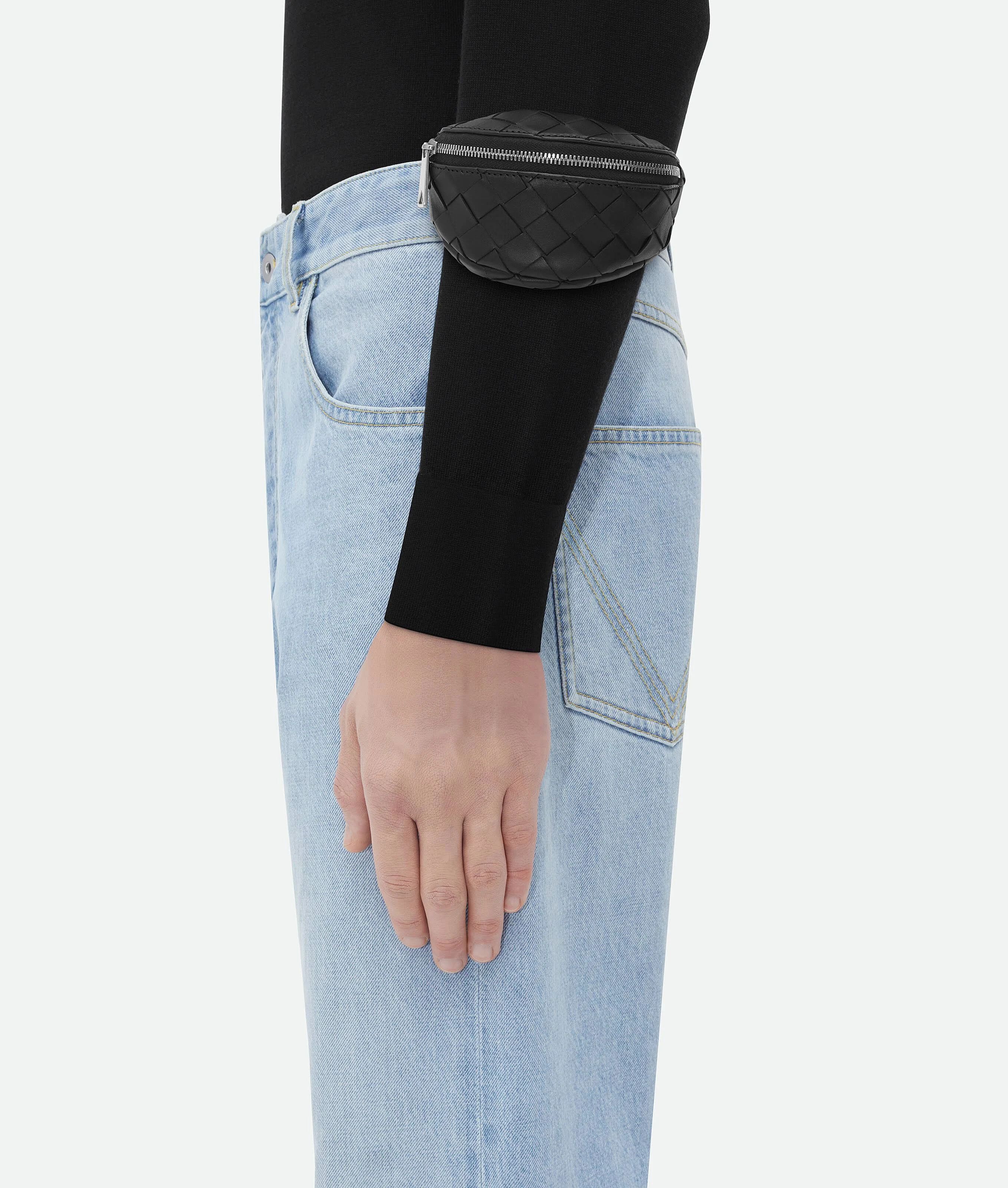 Bottega Veneta o1n1vont1124 Size: OS / Intrecciato Wrist Pouch in Black Size ONE SIZE - 4 Thumbnail