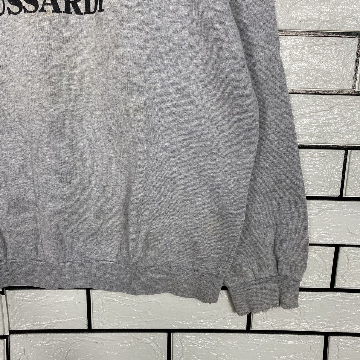Vintage 📌Distressed Design Sweatshirt Trussardi Big Logo Size US M / EU 48-50 / 2 - 6 Thumbnail